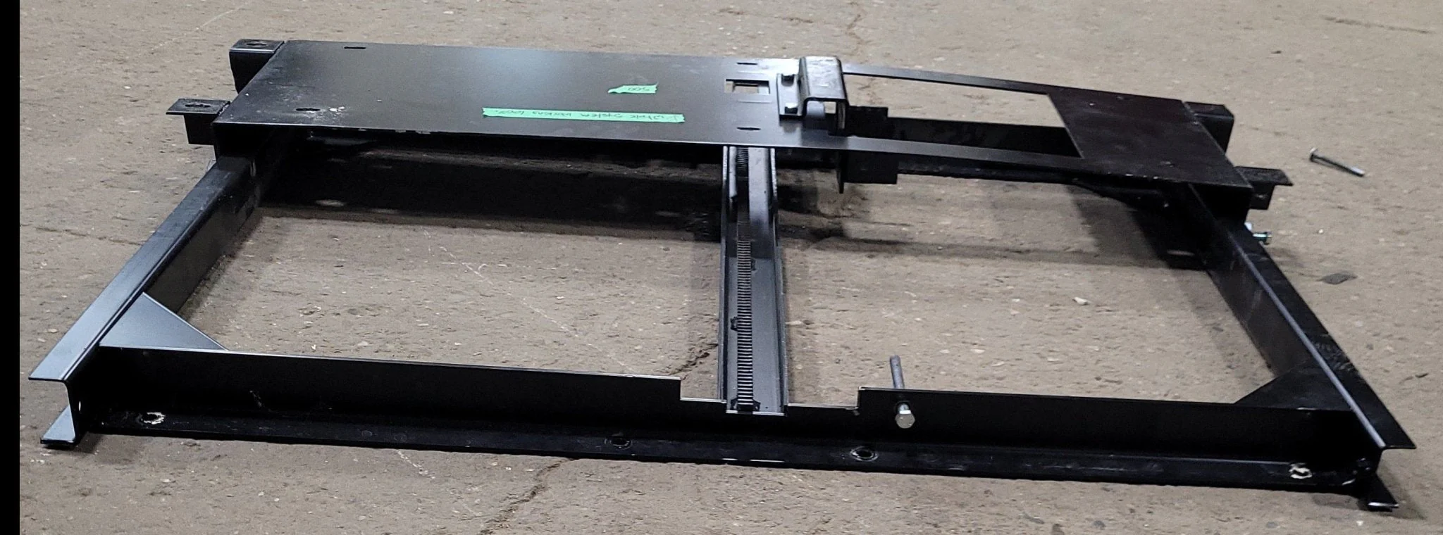 Used Slide Out System- No motor - Image 7