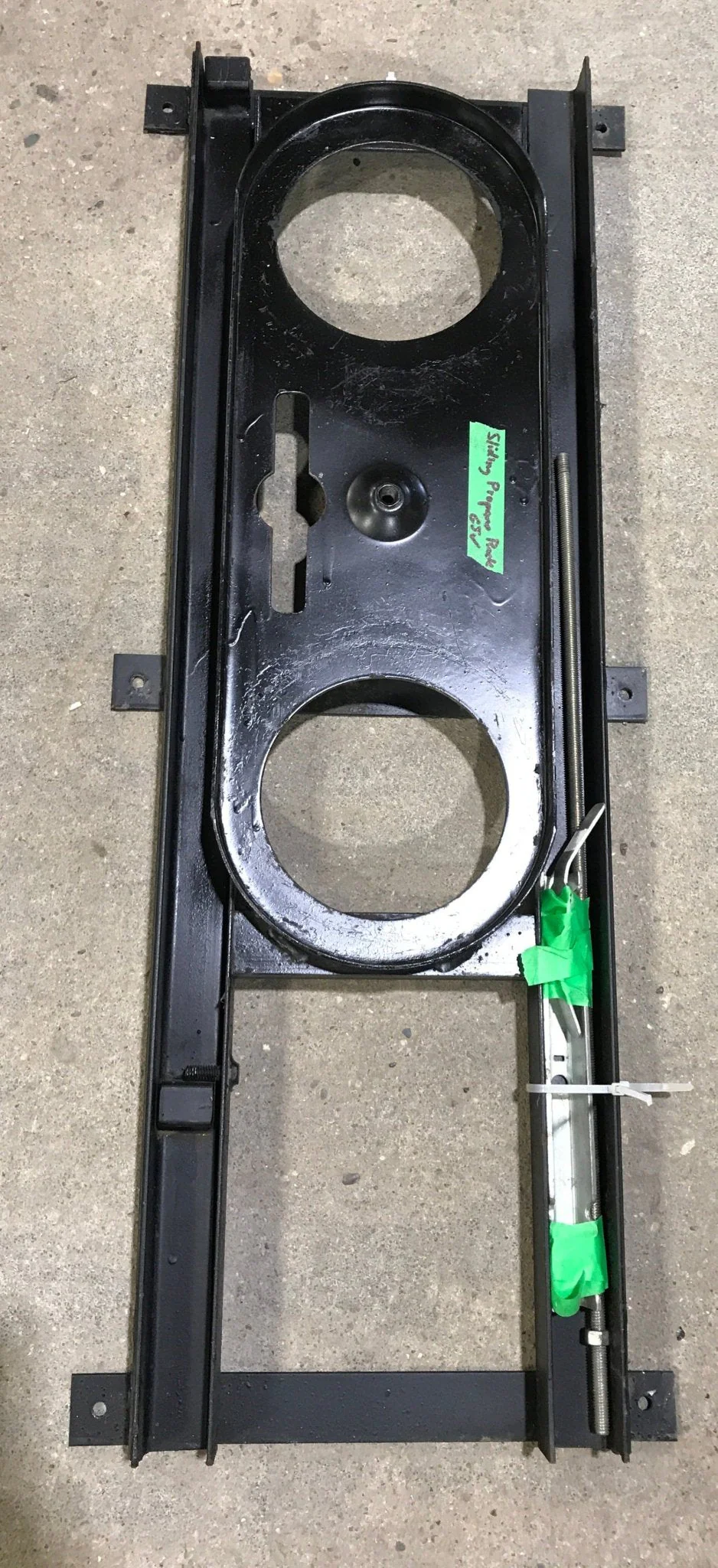 Used Sliding Propane Rack/ Holder 30LB Double - Image 2