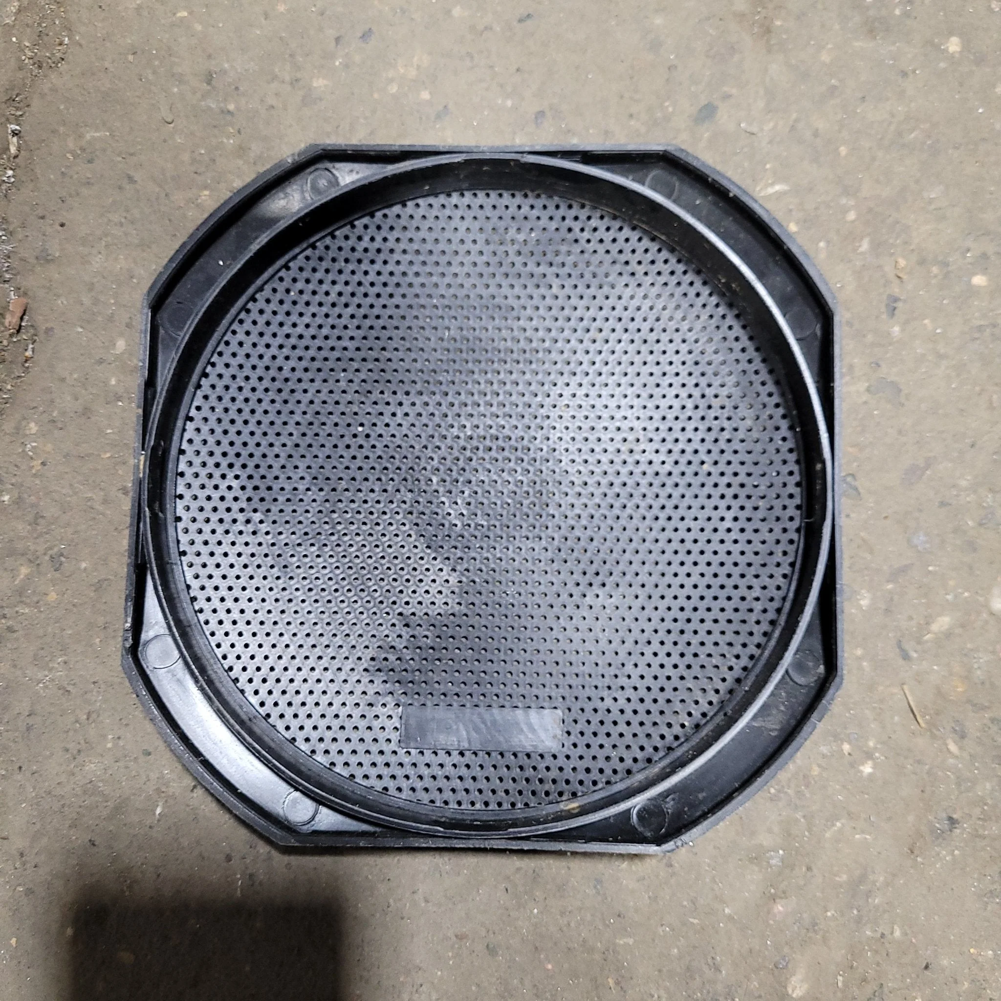 Used Speaker cover 6 1/2" W, snap on style - Image 2