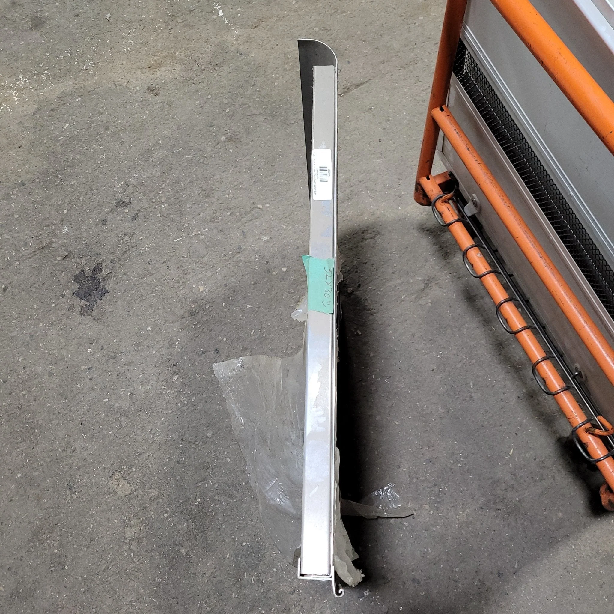 Used Square Corner Cargo Door 31" x 30" X 1 1/2" D - Image 3