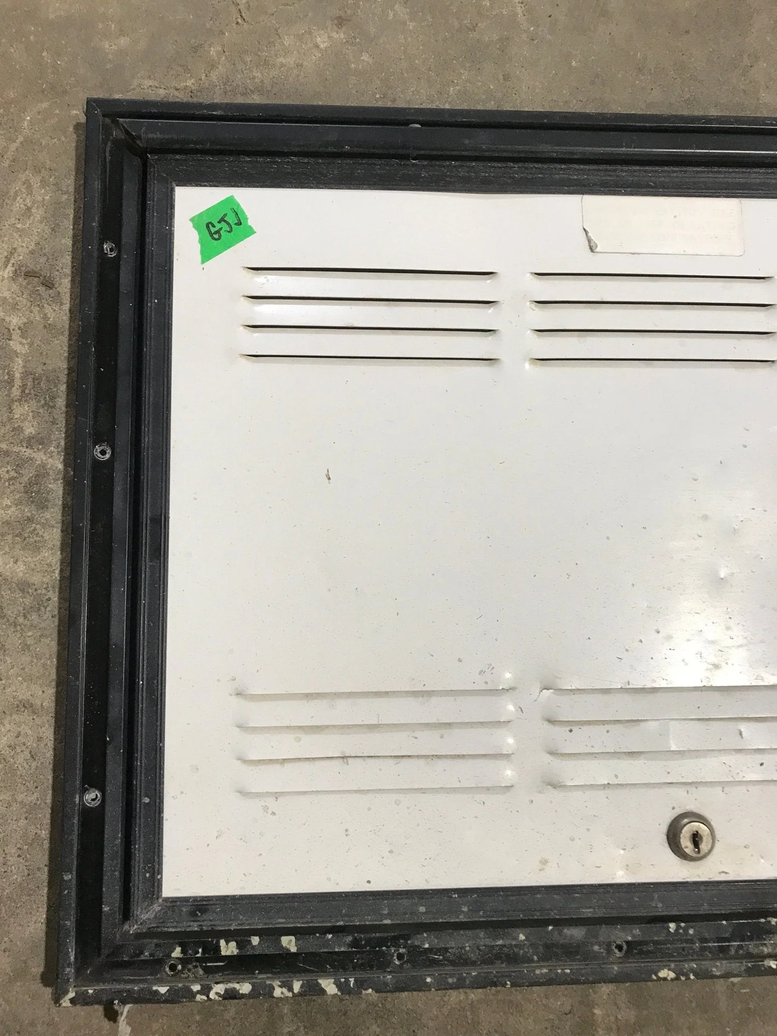 Used Square Cornered Battery/ Propane Cargo Door 20 3/4" x 14 3/4" x 3/4 "D - Image 2