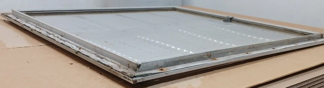 Used Square Cornered Battery/Propane Cargo Door 25 3/8" x 25 3/4" x 1"D - Image 3