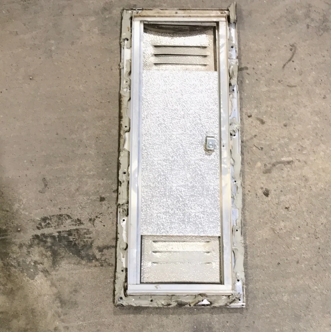Used Square Cornered Cargo 23 7/8" W x 8 1/4" H x 3/4" D - Image 3