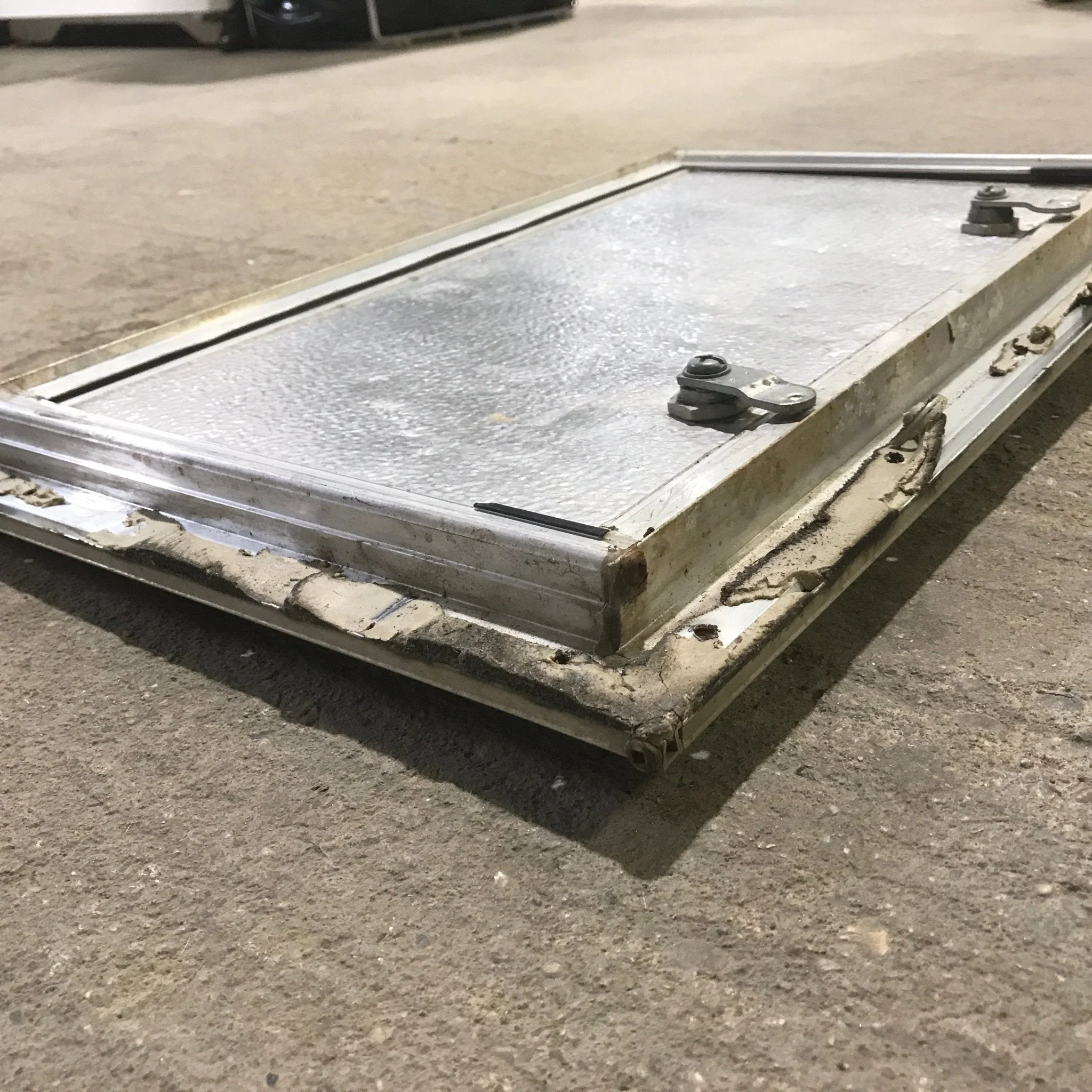 Used Square Cornered Cargo Door - 17.50" X 10.50" X .625" - Image 5