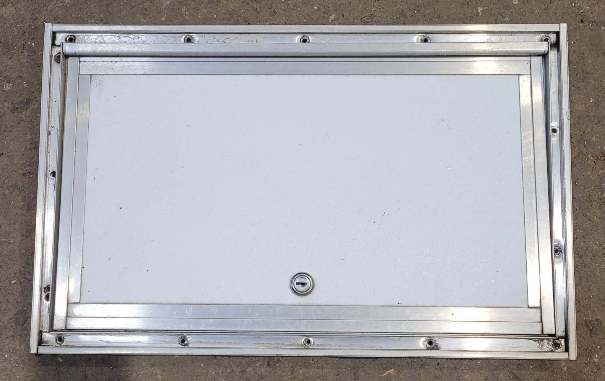 Used Square Cornered Cargo Door 18" x 10 5/8" x 3/4"D