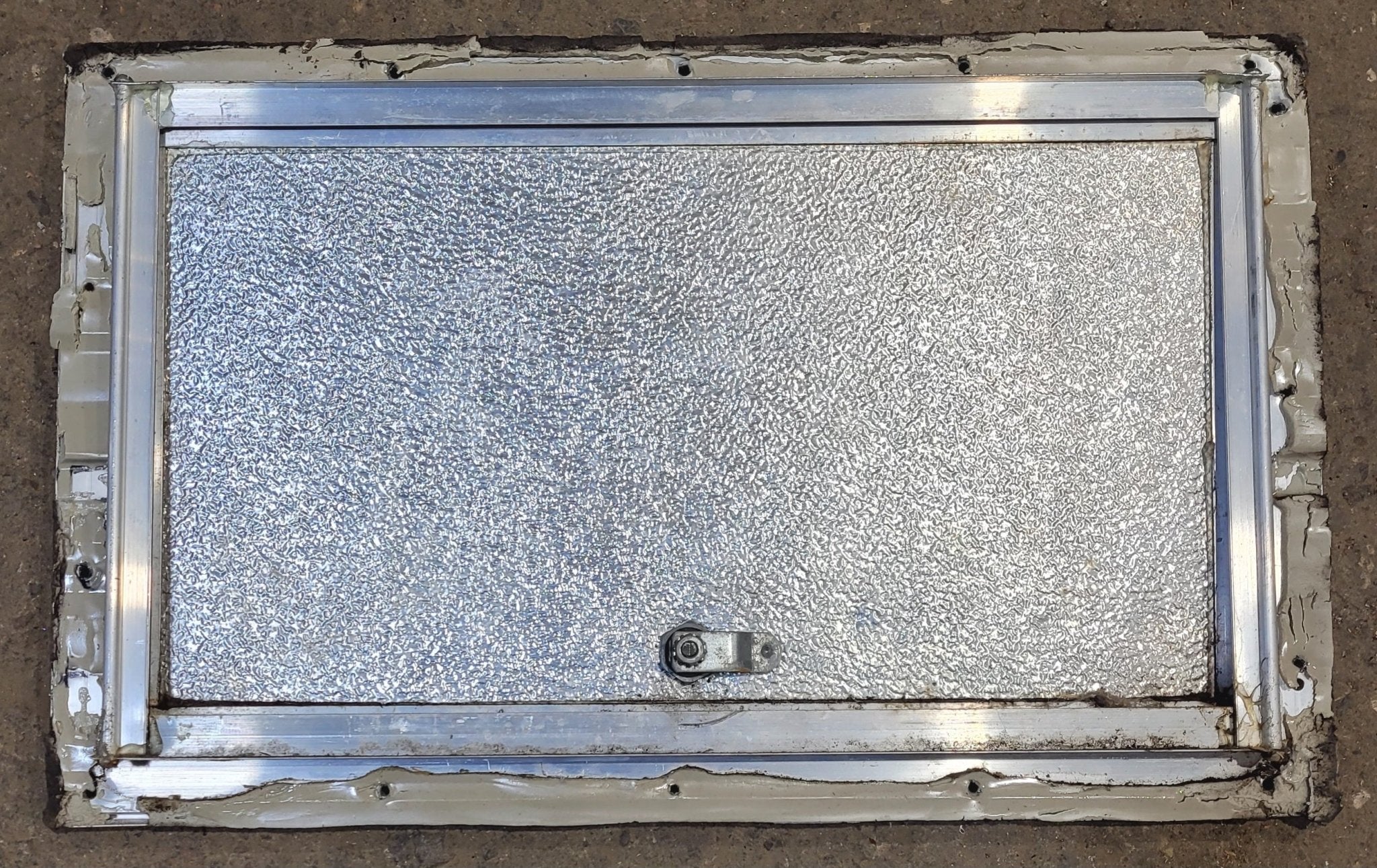 Used Square Cornered Cargo Door 18" x 10 5/8" x 3/4"D - Image 2