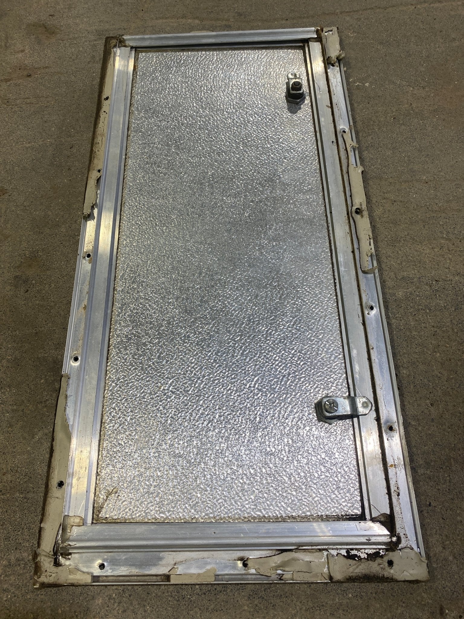 Used Square Cornered Cargo Door 23 1/2" W x 10 1/2" H X 1" D - Image 4