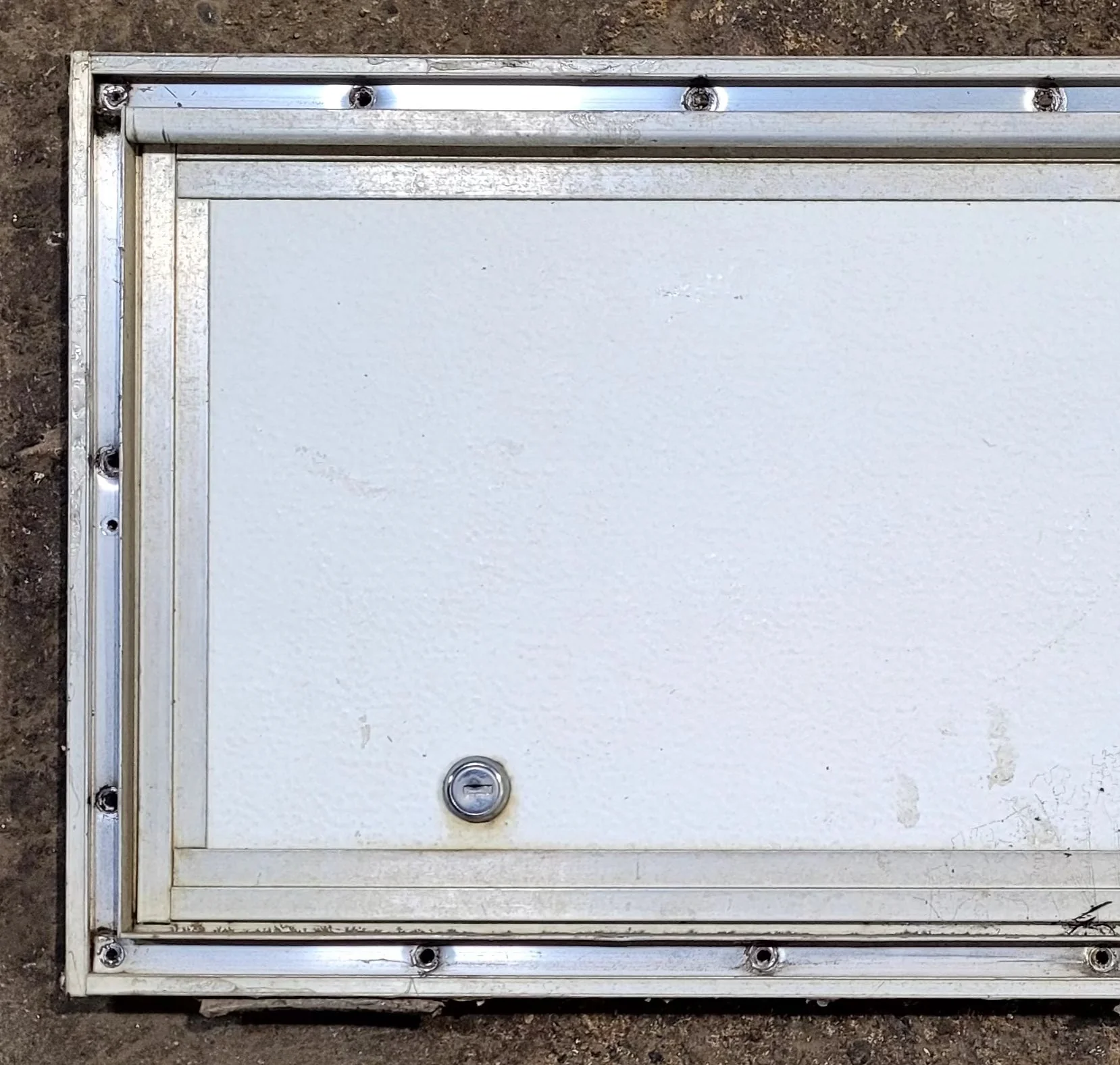 Used Square Cornered Cargo Door 24" x 10 1/2" x 3/4" D - Image 2
