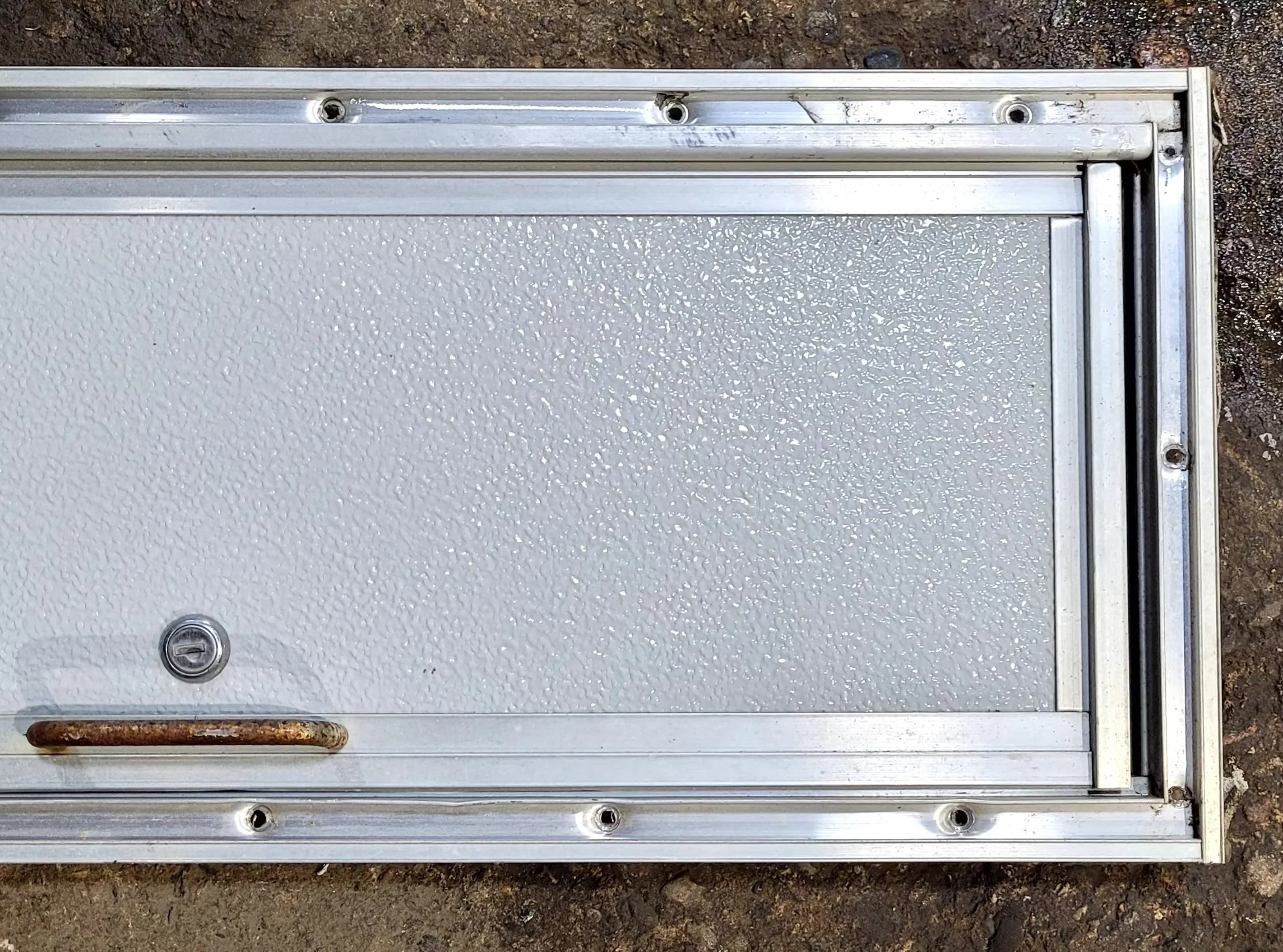 Used Square Cornered Cargo Door 24" x 8 1/4" x 3/4" D - Image 3