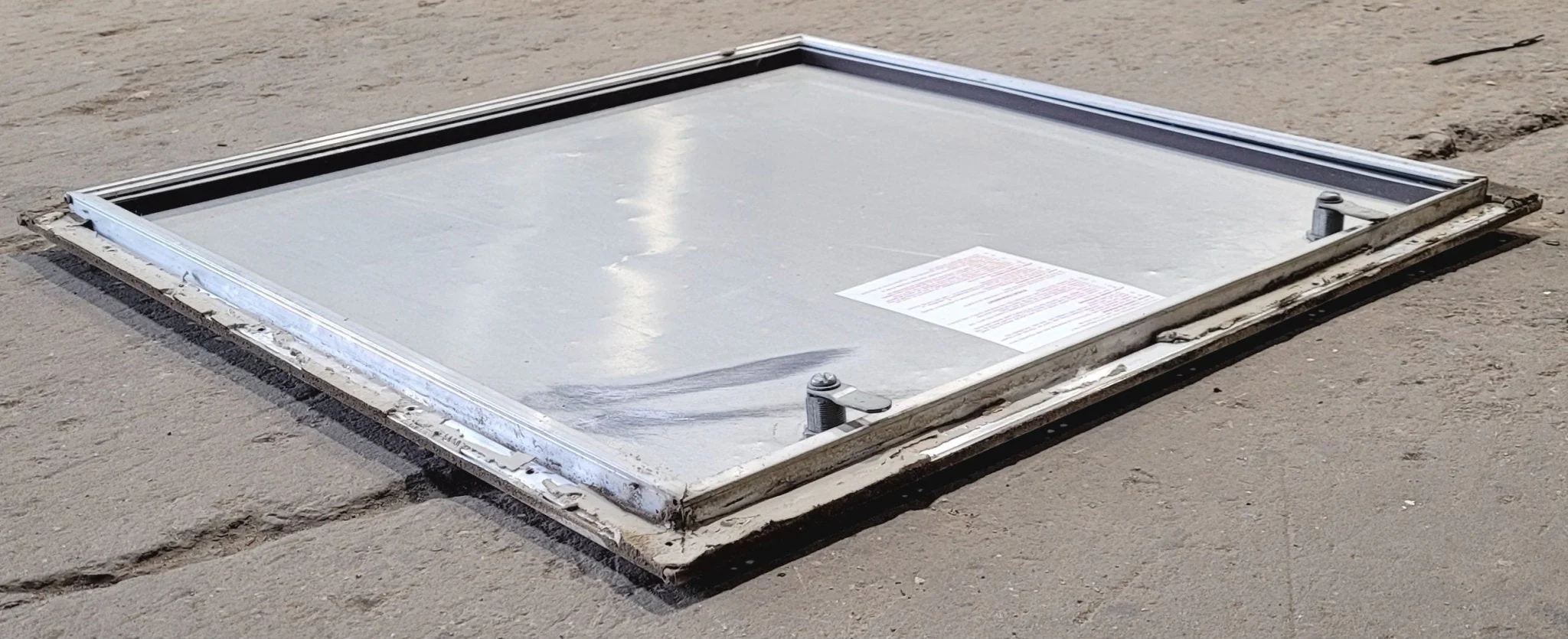 Used Square Cornered Cargo Door 25 1/2" x 25 1/2" x 5/8" D - Image 3