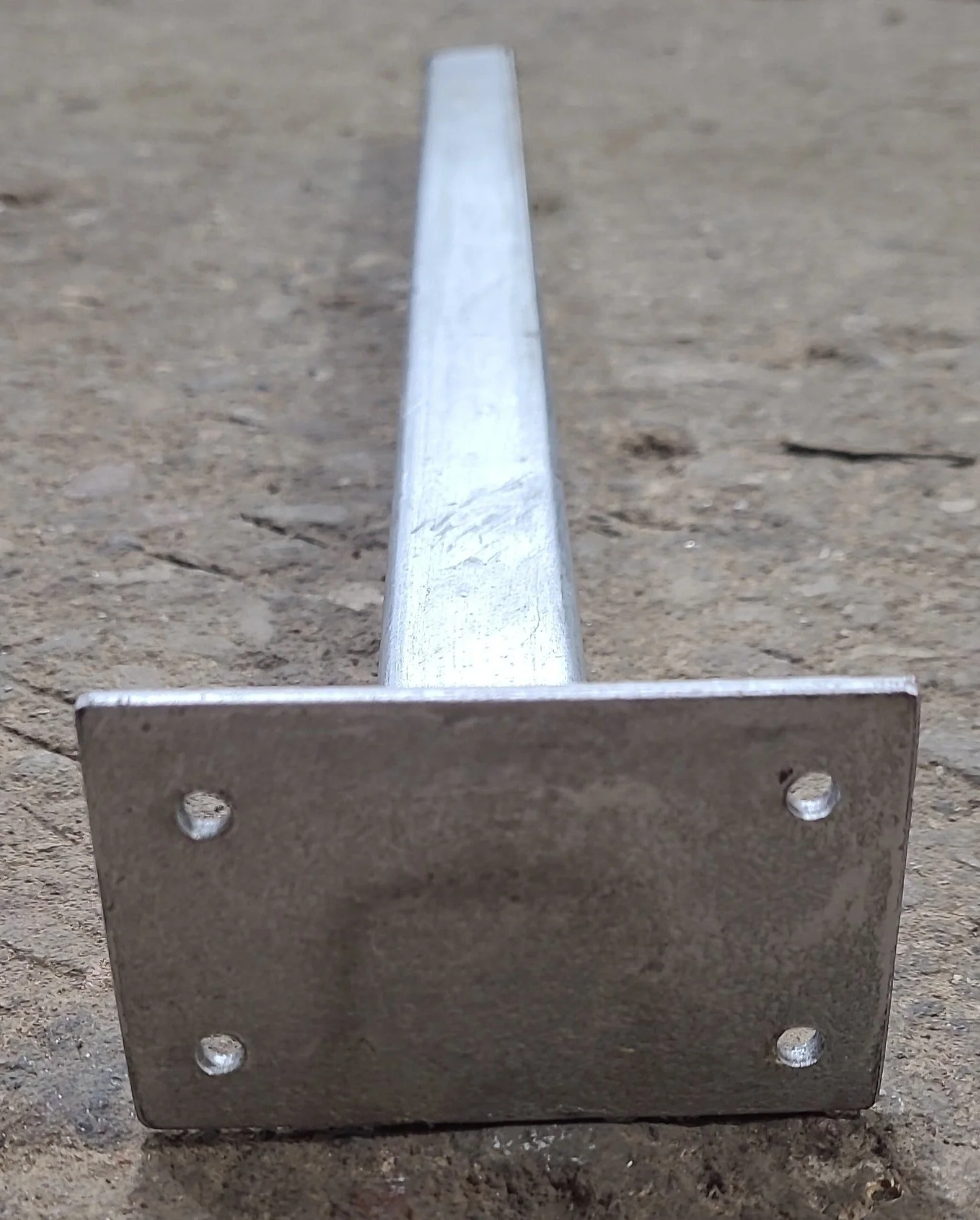 Used Stationary table leg 17 3/4" - Image 3