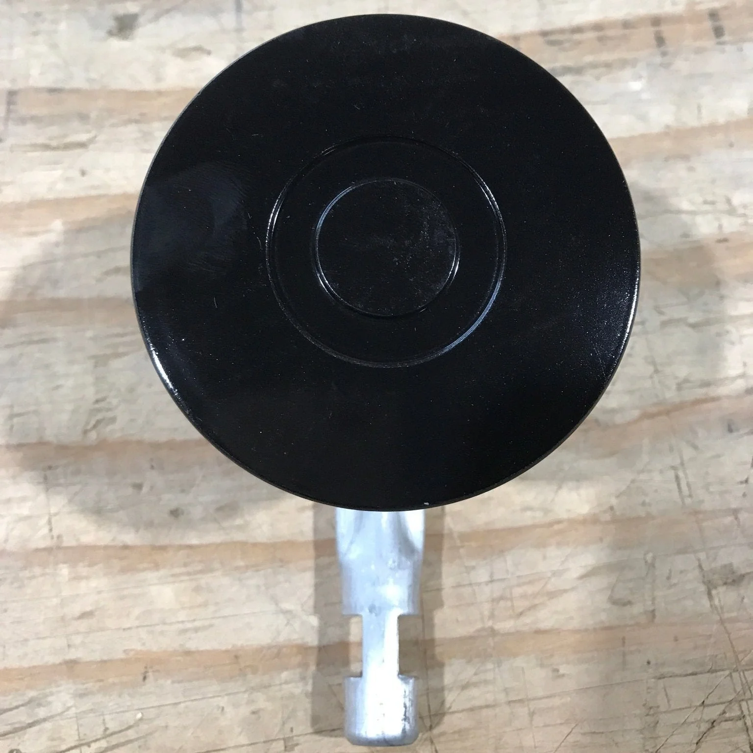 Used Suburban Assembly Center Burner 010999 - Image 3