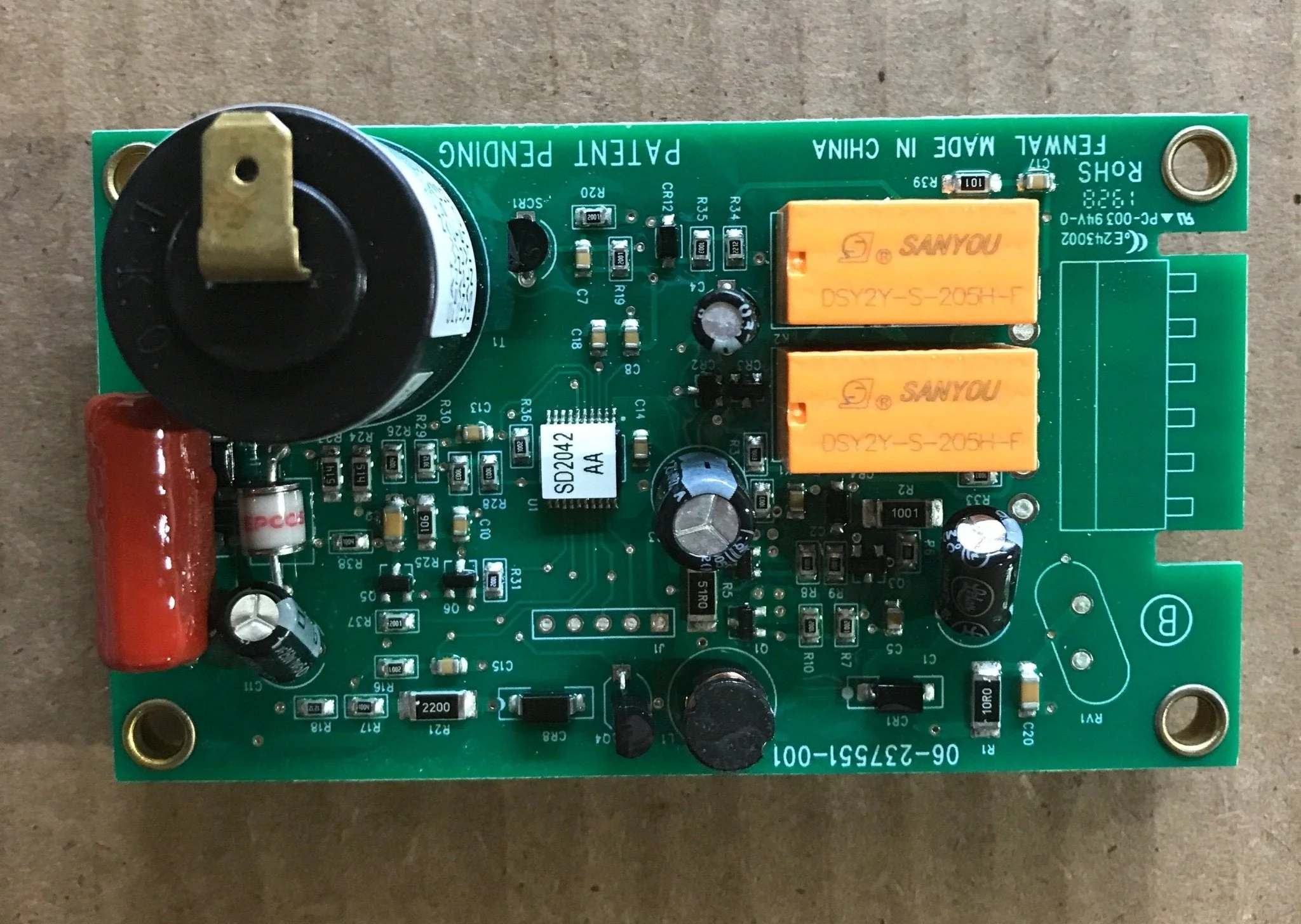 Used Suburban (Fenwal) Ignition Control Circuit Board - 520814 - Image 2