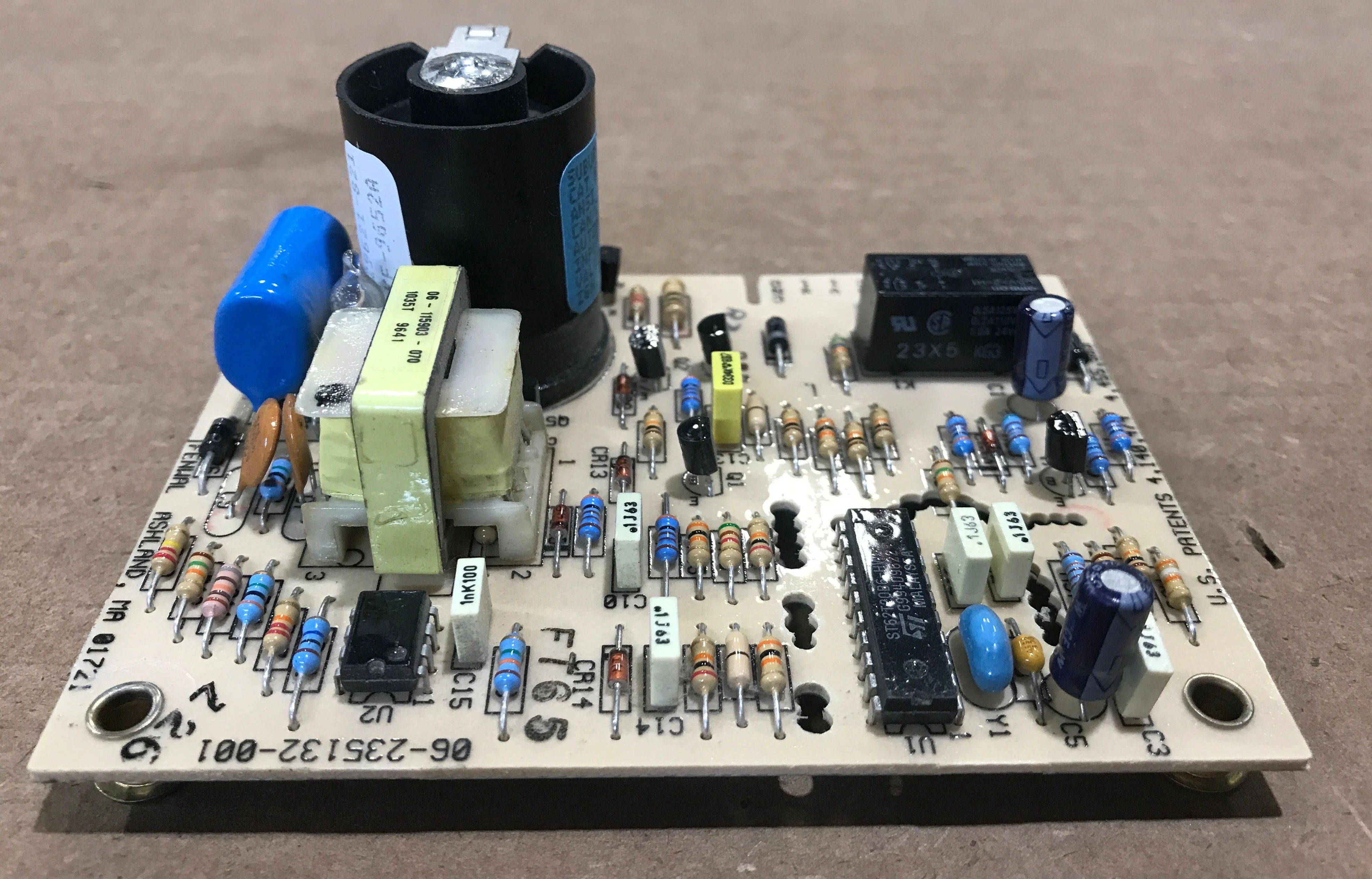 Used Suburban (Fenwal) Ignitor Control Board - 231741-2 - Image 2