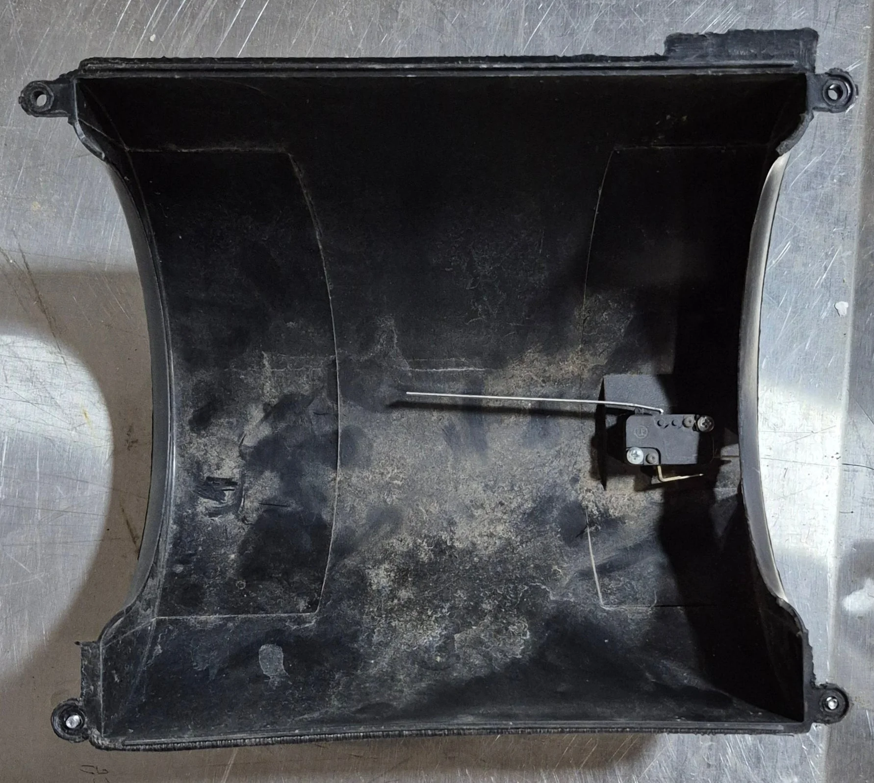 Used Suburban Furnace Blower Housing Front - 390872 - Image 2