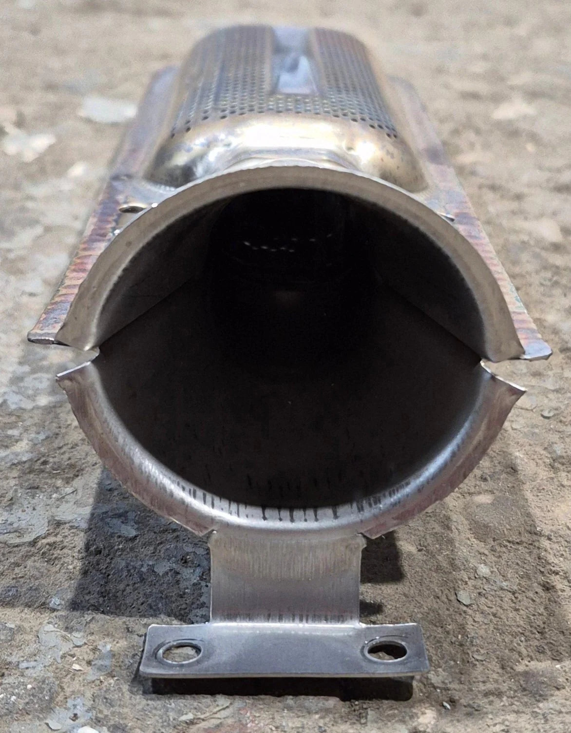 Used Suburban Furnace Burner Assembly 10865 - Image 3