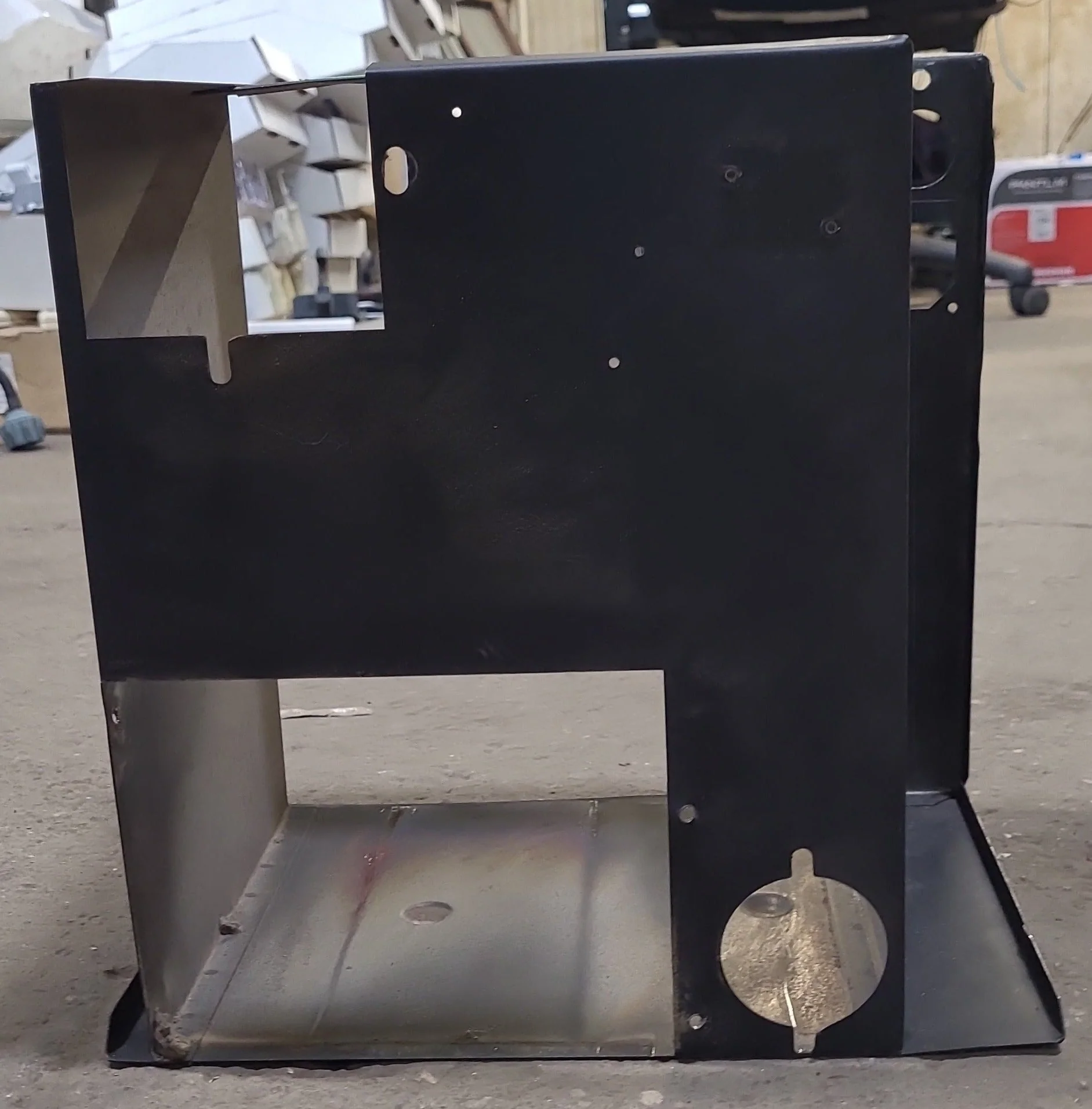 Used Suburban Furnace Combustion Chamber Assembly Cover (20932BK) - Image 4
