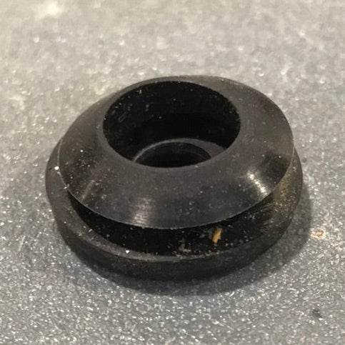 Used Suburban Grommet - 71129 - Image 2