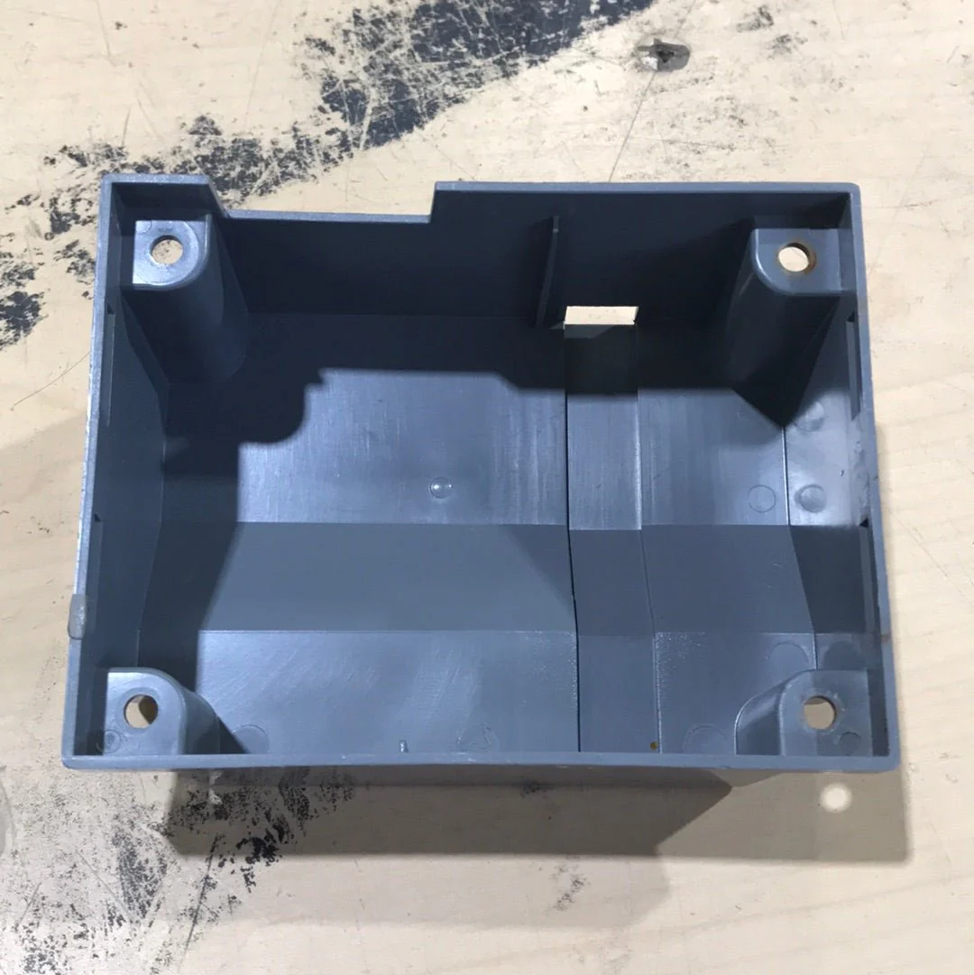 Used Suburban Ignitor Board Cover - Image 5