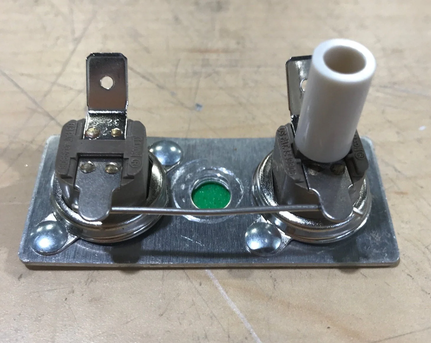 Used Suburban Water Heater Thermostat Switch - 232282