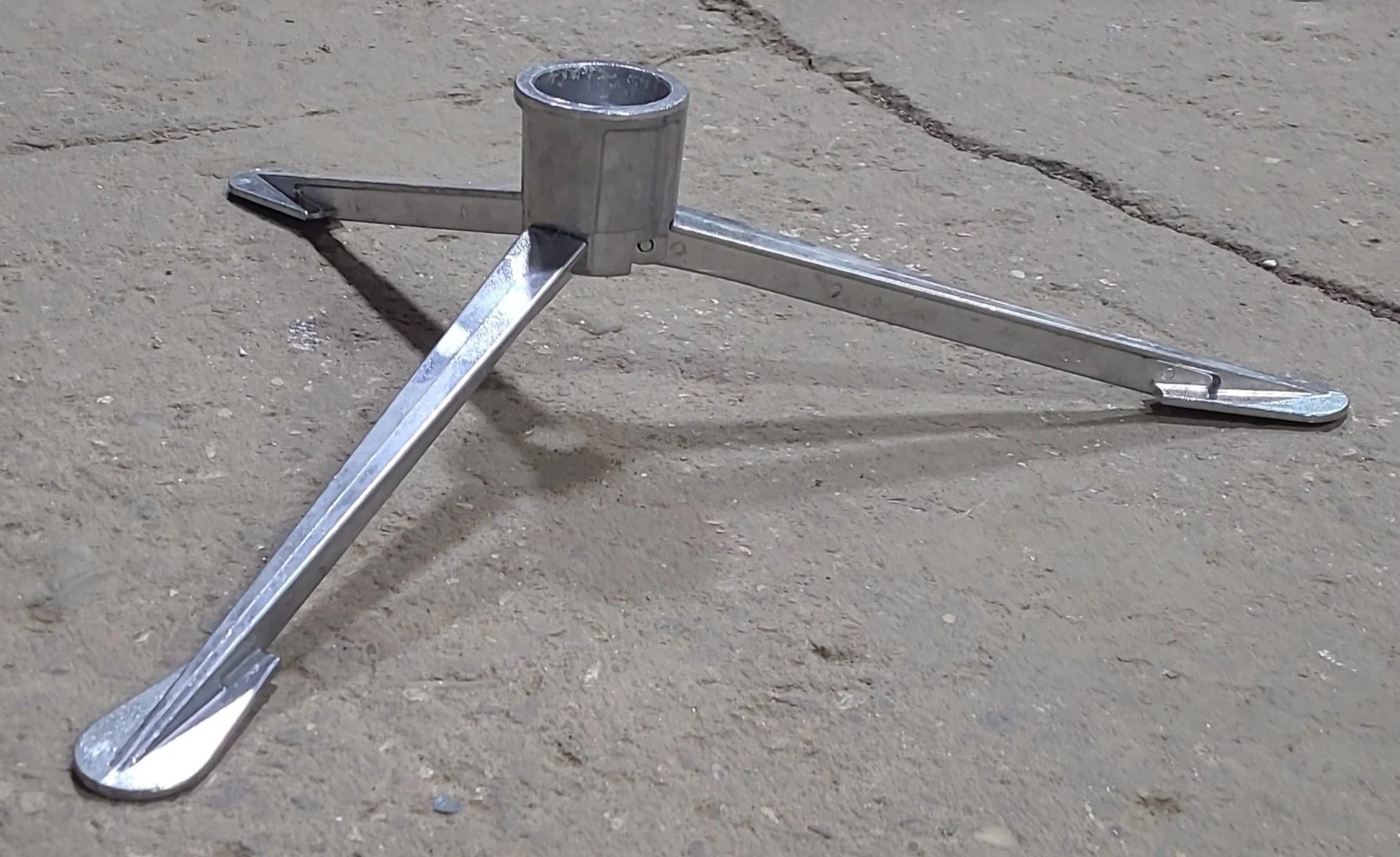 Used Table Leg Tripod - Image 2