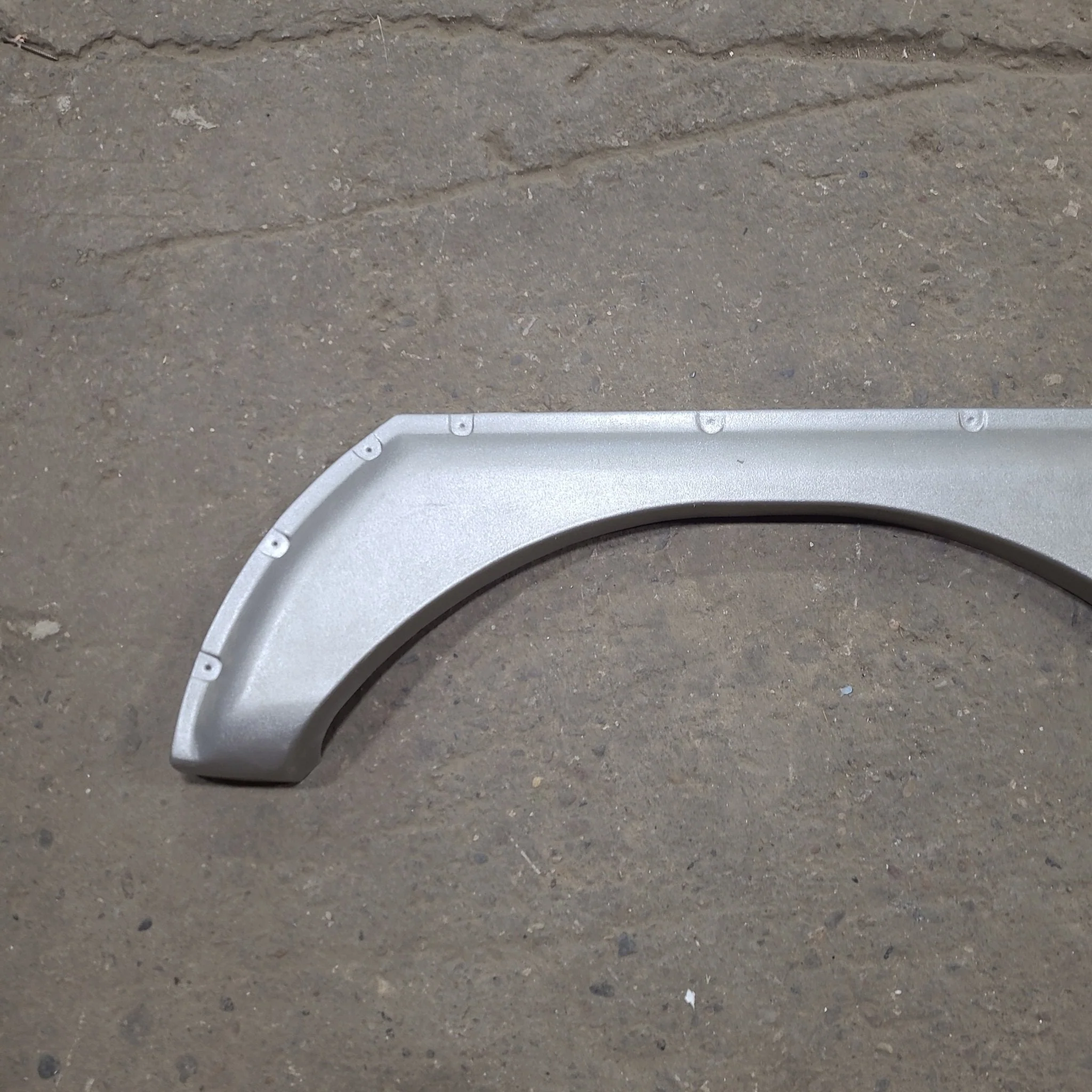 Used Tango Fender Skirt (grey) 64" X 12" - Image 3