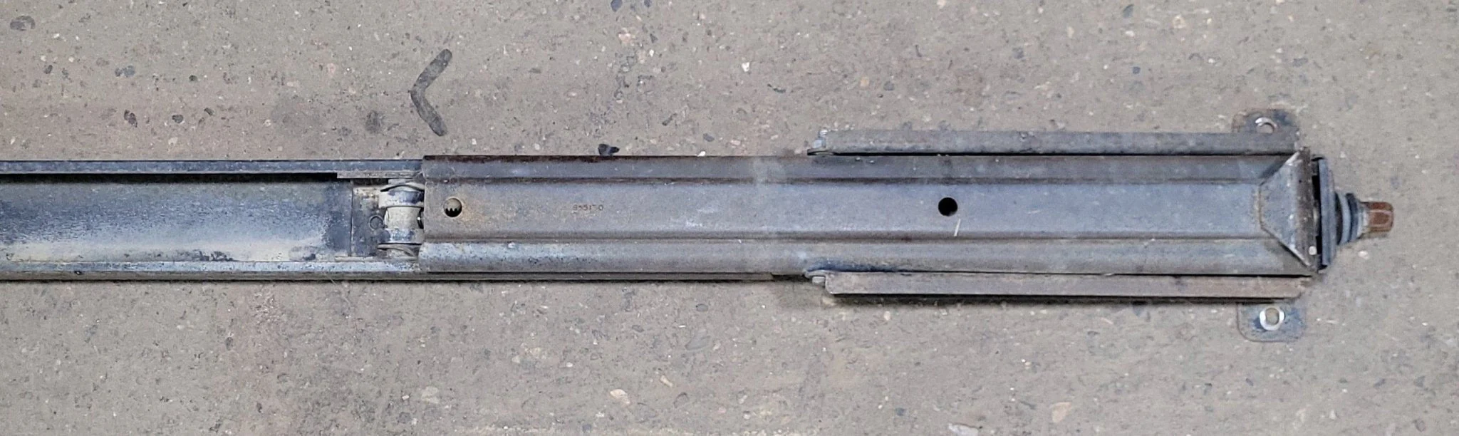 Used Telescopic Stabilizer Jack 75 1/2" - Image 5