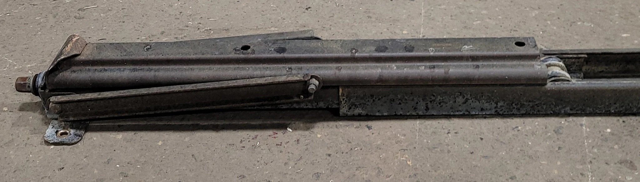 Used Telescopic Stabilizer Jack 75 1/2" - Image 7