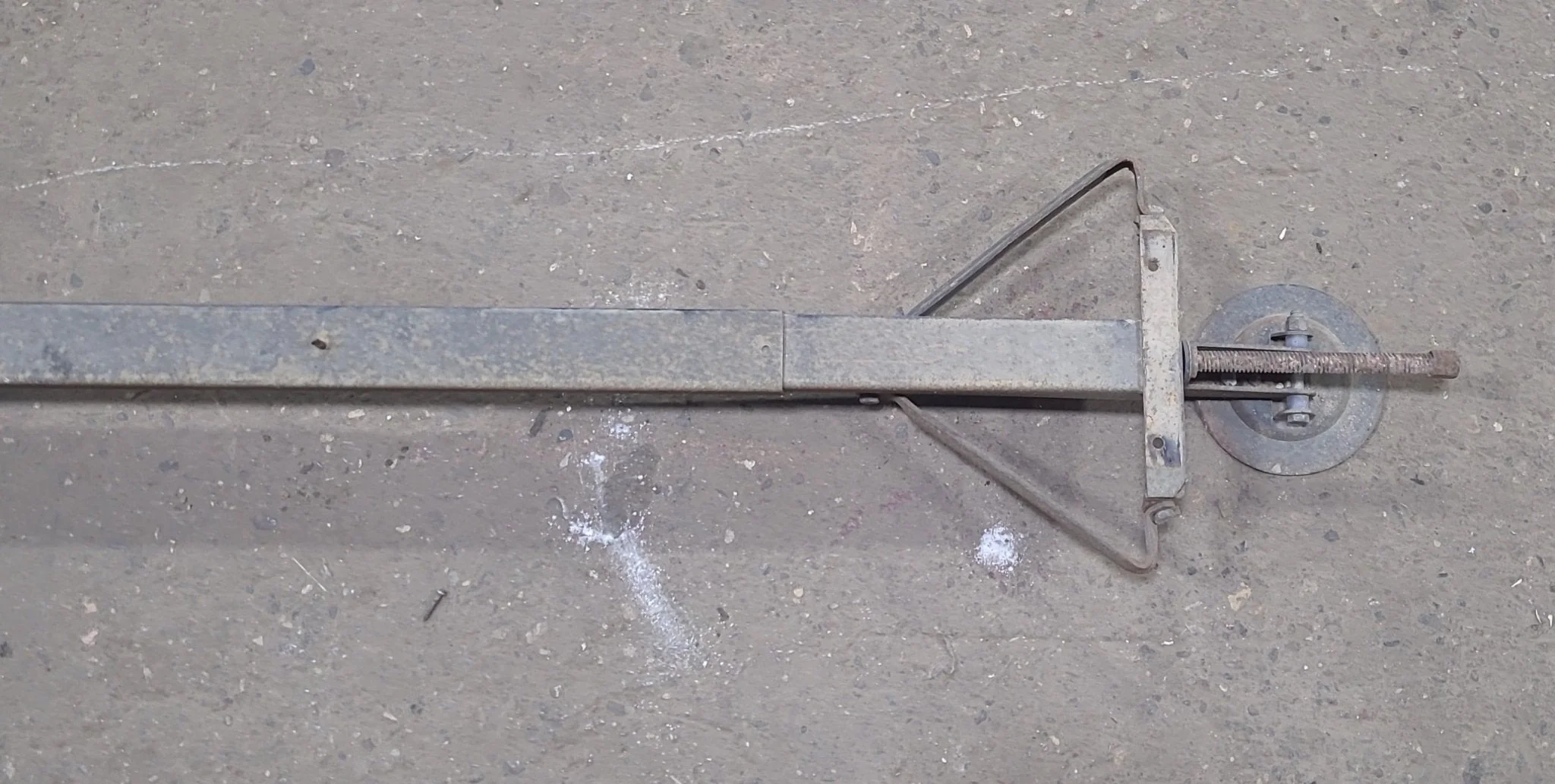 Used Telescopic Stabilizer Jack 83" - Image 3