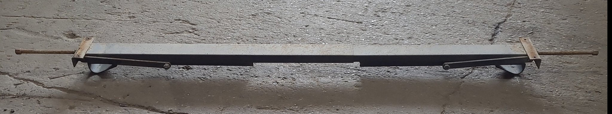 Used Telescopic Stabilizer Jack 84 1/2"