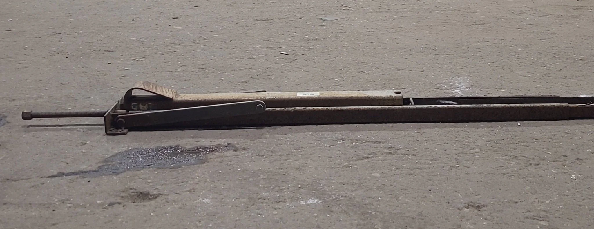 Used Telescopic Stabilizer Jack 85" - Image 2