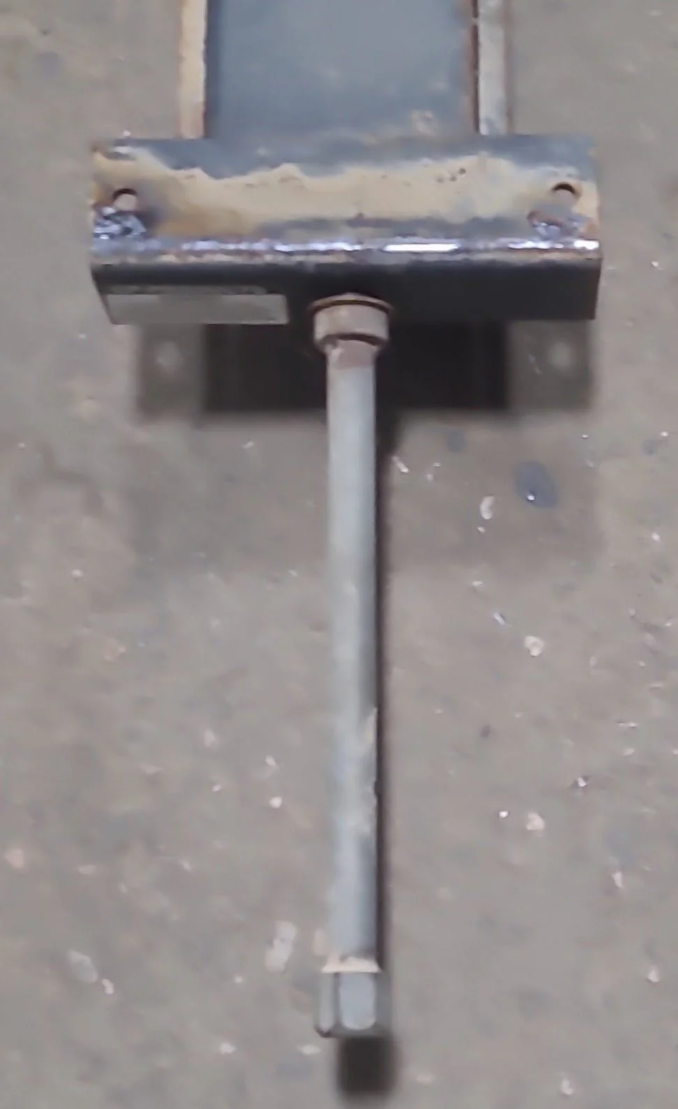 Used Telescopic Stabilizer Jack 86" - Image 5