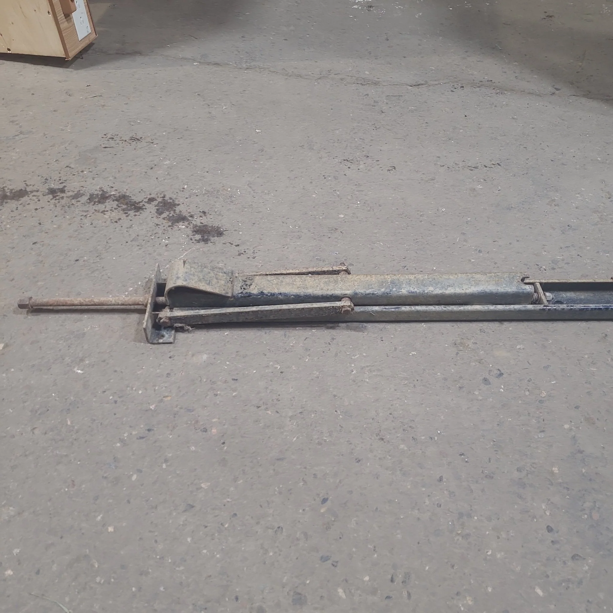 Used Telescopic Stabilizer Jack 89 1/2" - Image 7