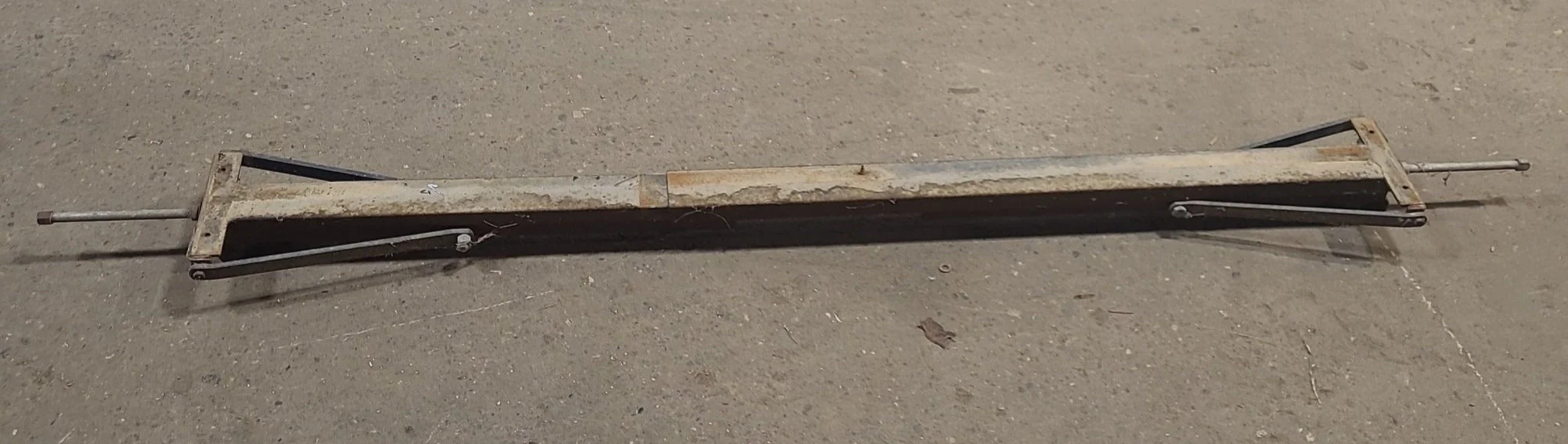 Used Telescopic Stabilizer Jack 90"