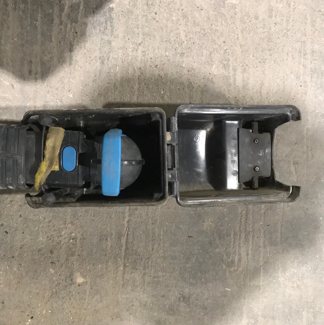 Used Thetford Telescoping Drain with mounting bracket - Image 4