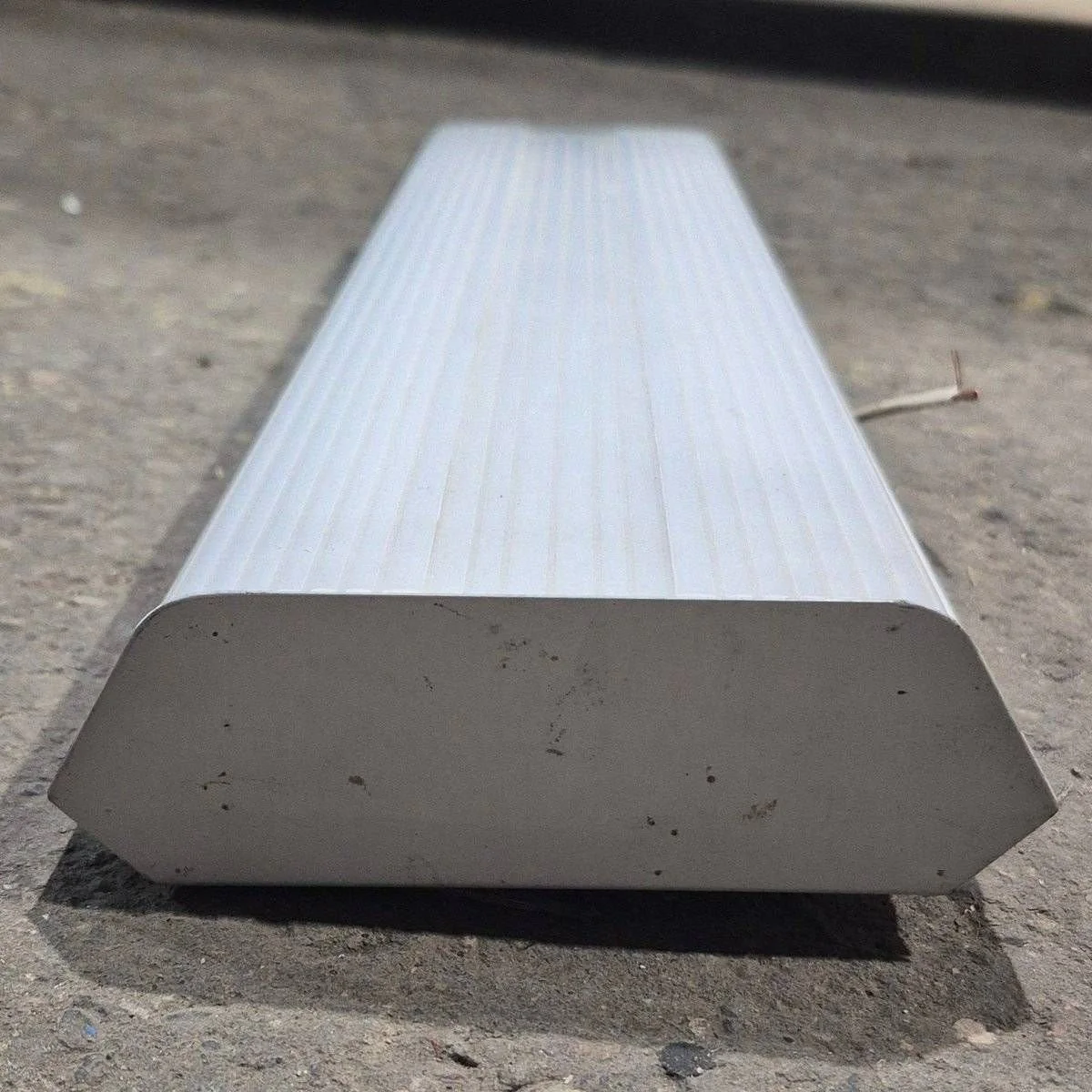 Used Thin-Lite Dual Fluorescent Light Fixture - Image 5