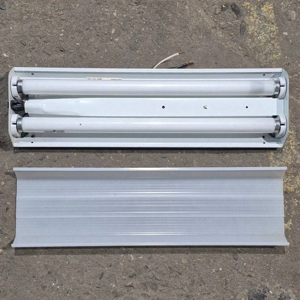 Used Thin-Lite Dual Fluorescent Light Fixture - Image 6