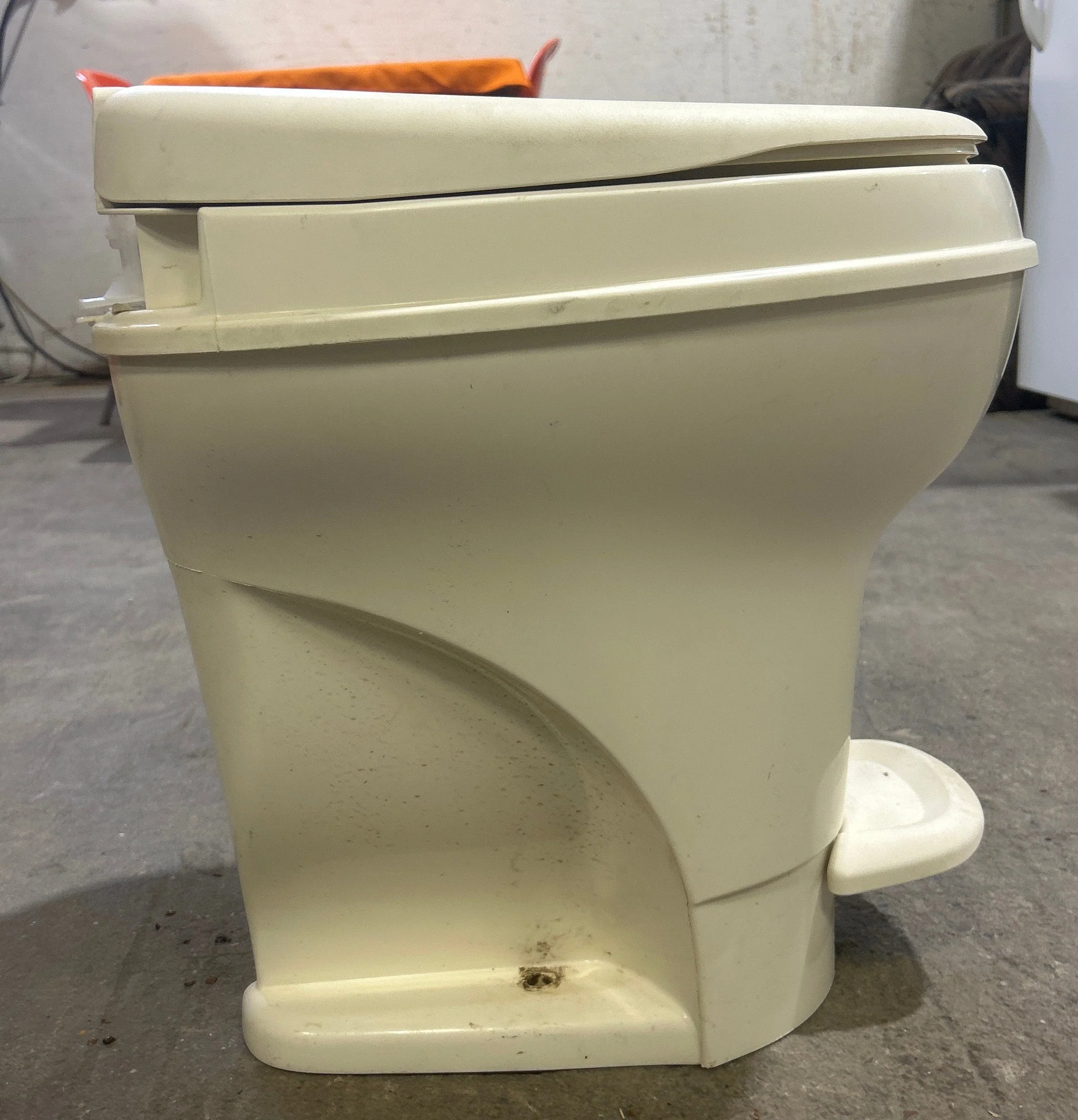 Used Toilet Thetford Toilet, High Profile, Foot Flush, Parchment - Aqua-Magic V , 31688 - Image 4