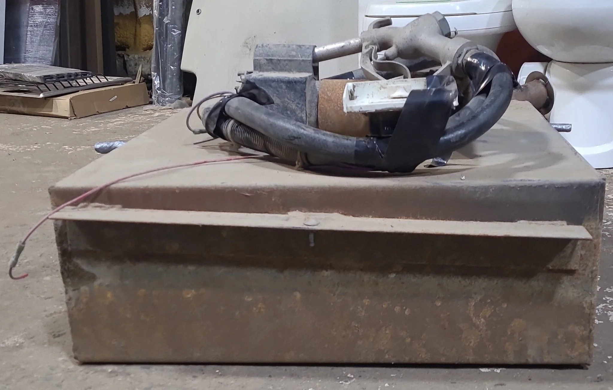 Used Toy Hauler Fuel Station Assembly - Image 3