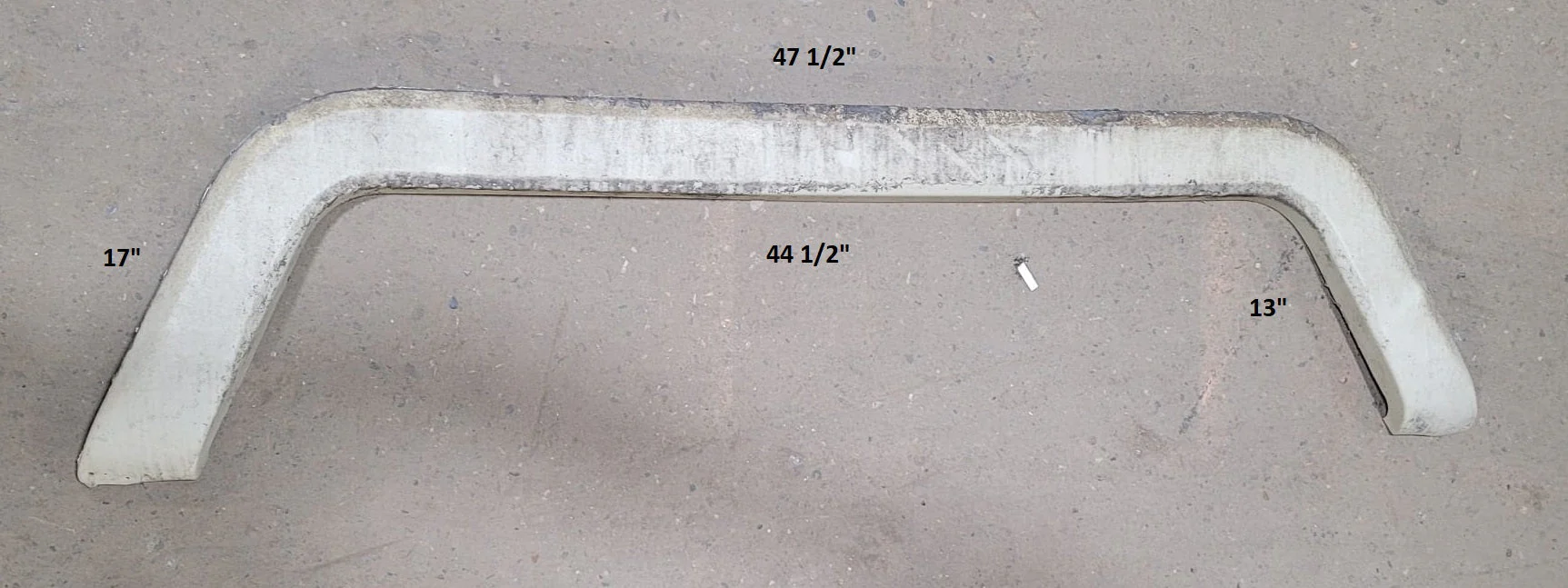 Used Trail-Lite Fender Skirt 47 1/2" X 17"