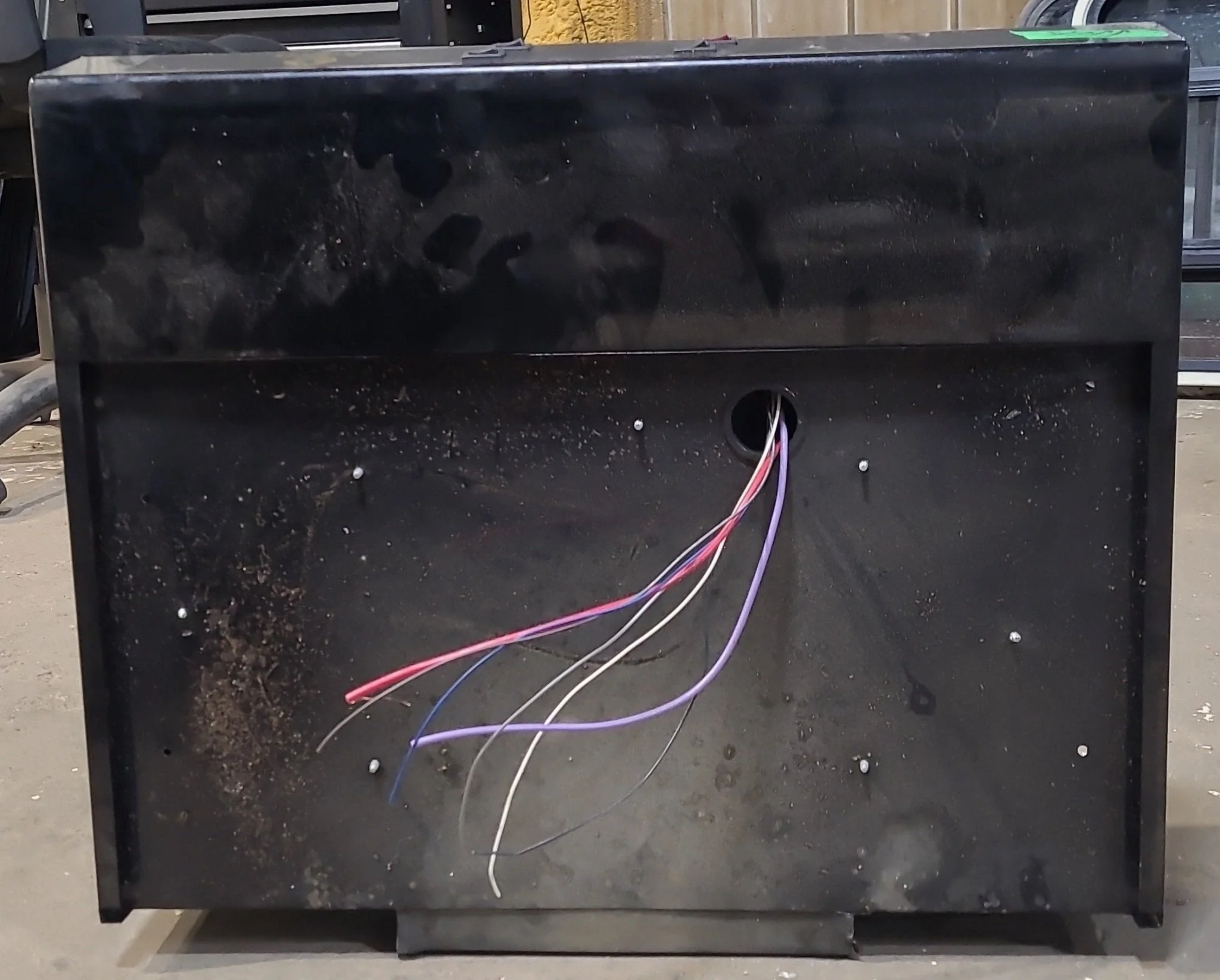 Used Ventline/ Phillips RV Range Hood Fan With Tank Monitor T0L5019NBD - Image 4