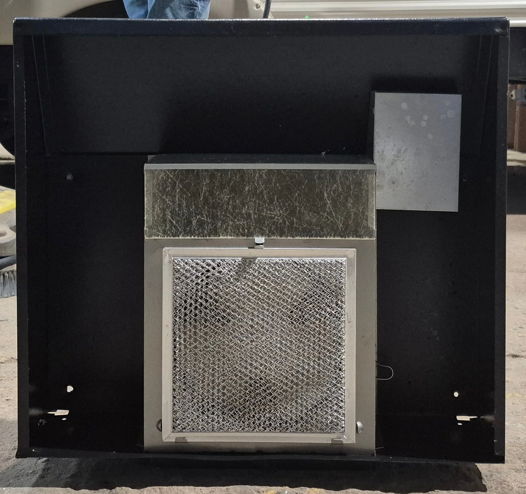 Used Ventline RV Range Hood Fan CC0431-09 - Image 2
