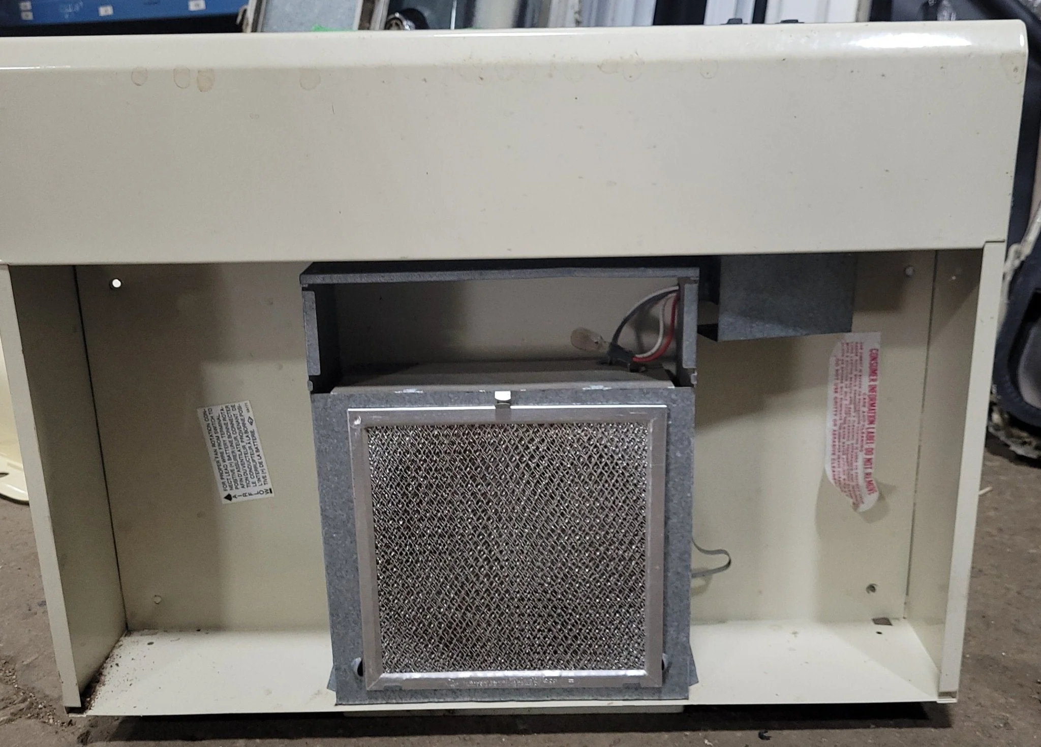 Used Ventline RV Range Hood Fan CC316-1 - Image 3