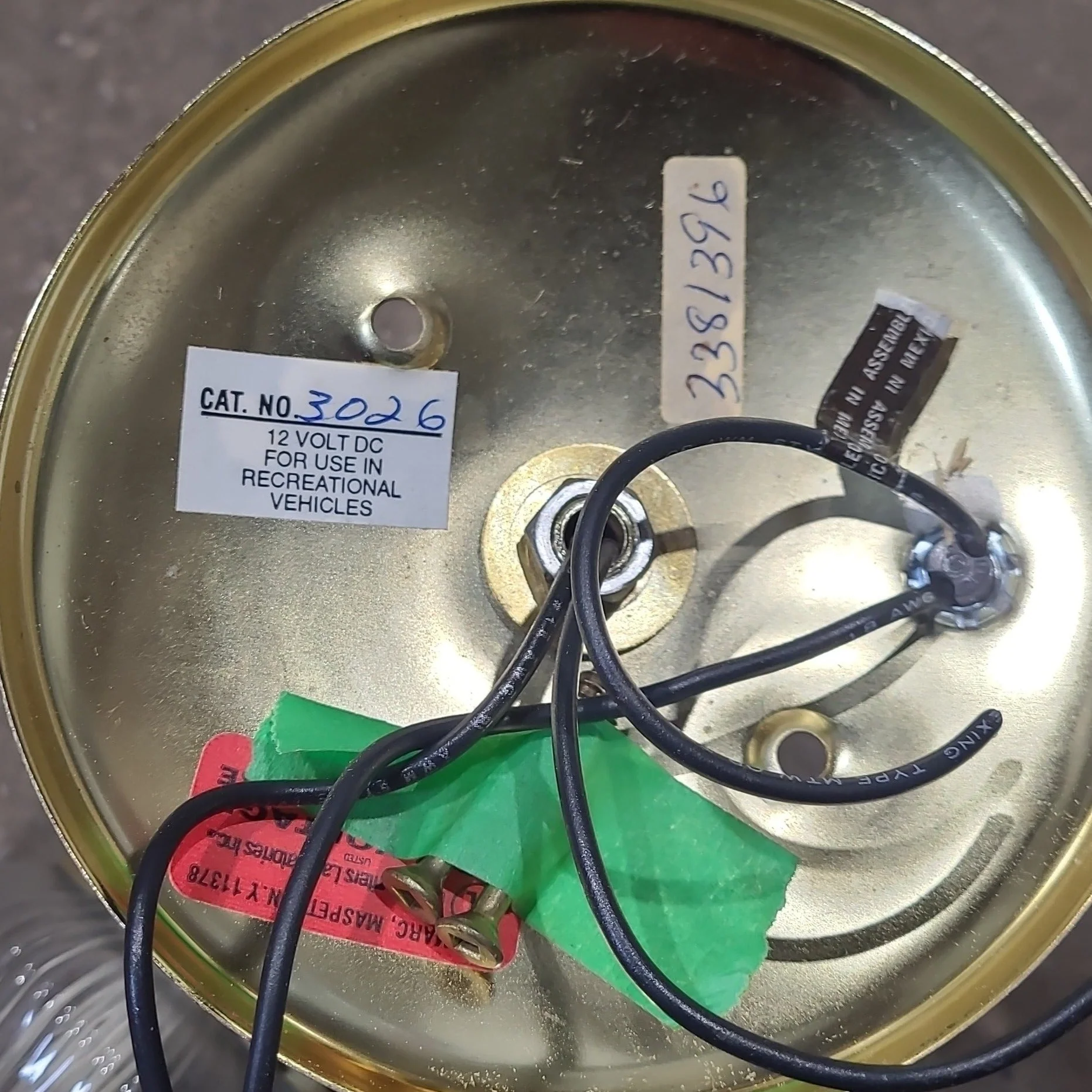 Used Wall Mount Light - Image 3
