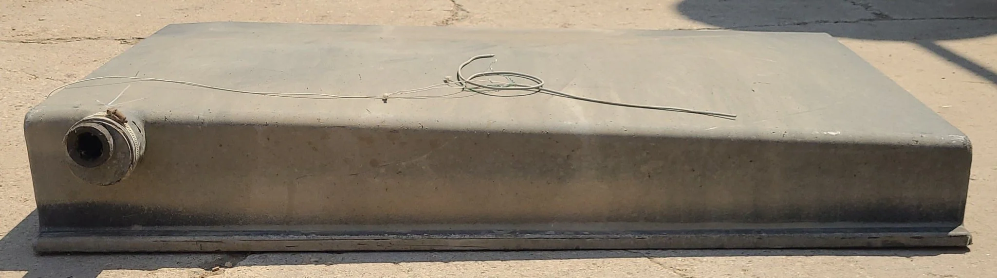 Used Waste/ Grey Water Tank 53" X 33 3/4" X 7 3/4" - Image 4
