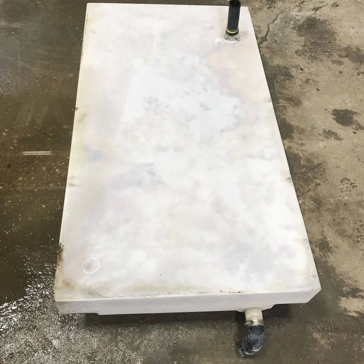 Used Waste/ Grey Water Tank - 54.25" x 30.0" x 6.0" - Image 4