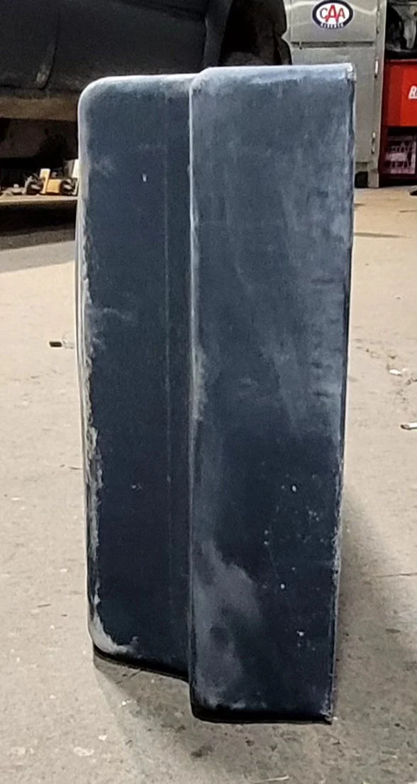Used Waste/ Grey Water Tank 60 1/2" X 15" X 8 1/4" - Image 6