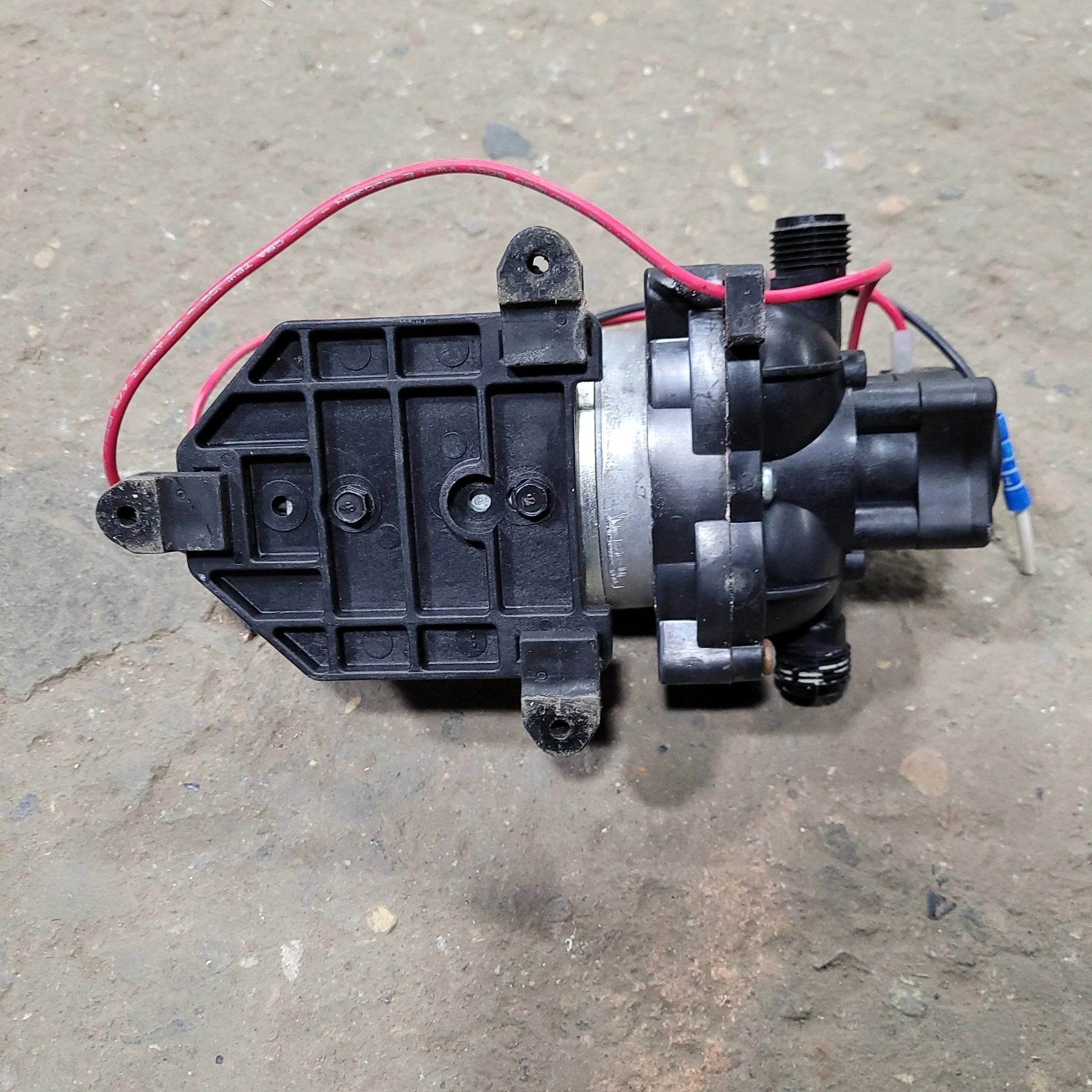 Used SHUR-FLO Water Pump - 2088-403-144 - Image 7