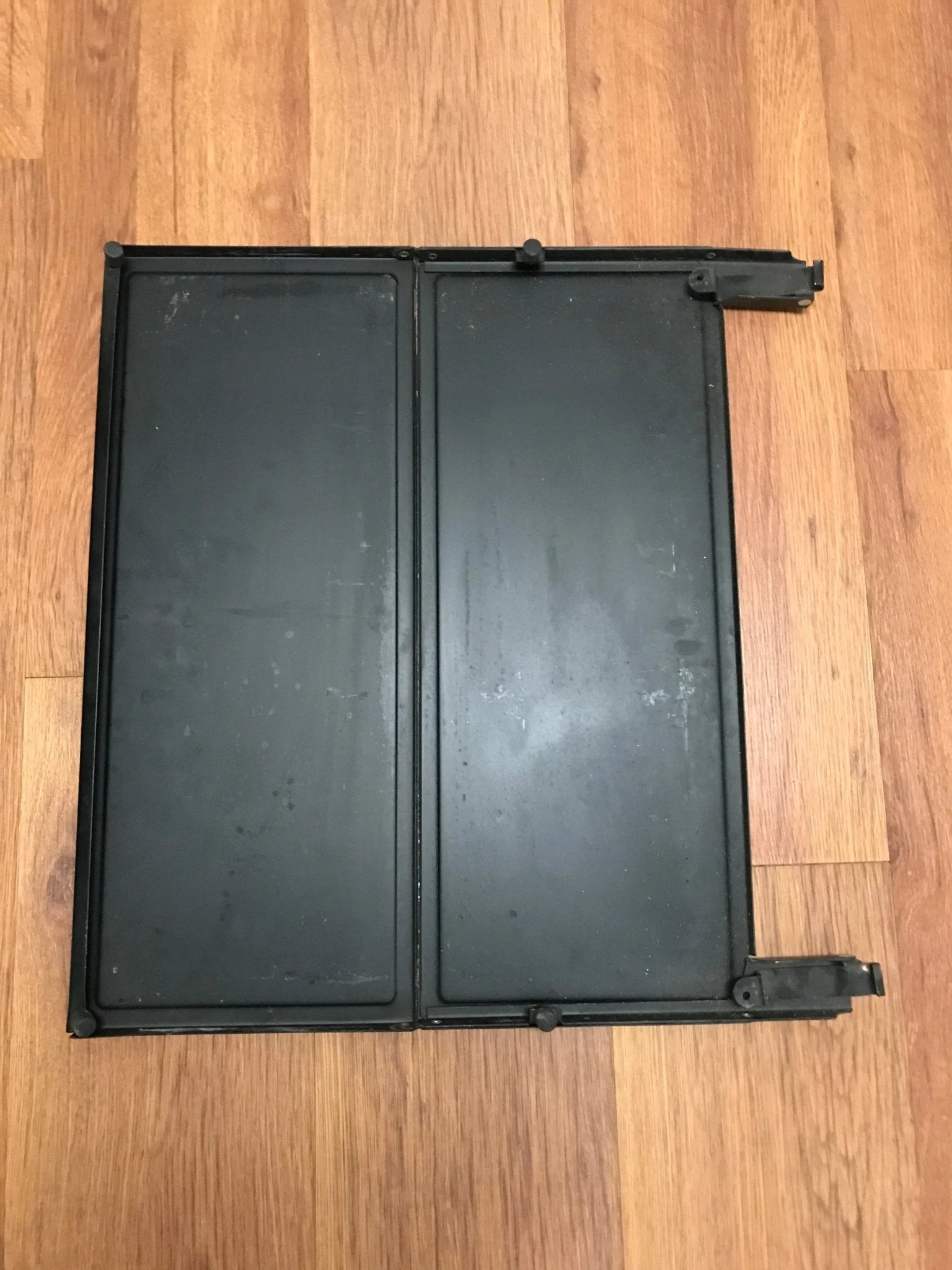 Used Wedgewood/Atwood Stove Bi fold Cover for R2137BGP (BLACK) - Image 4
