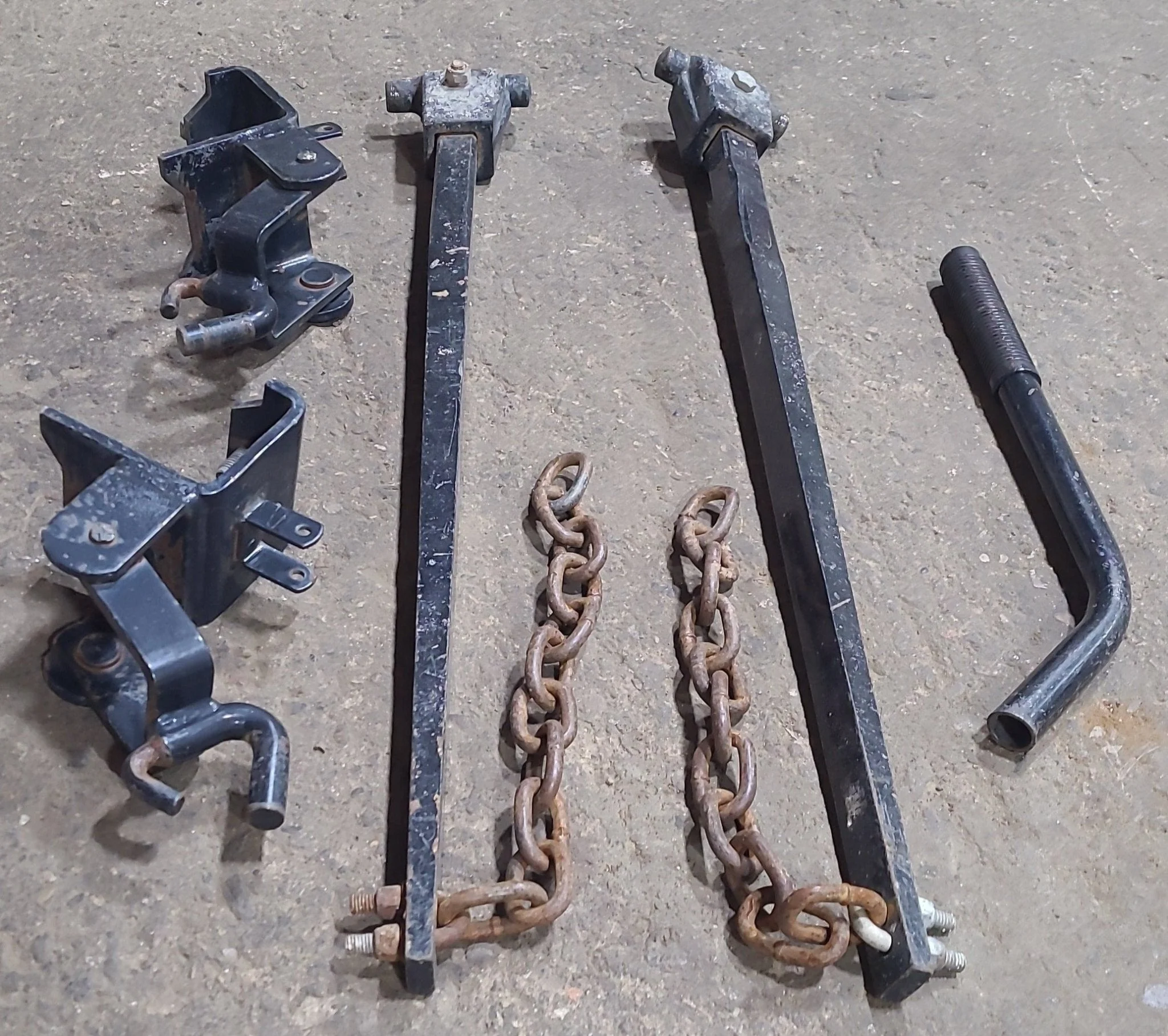Used Weight Distribution Hitch System - Image 2